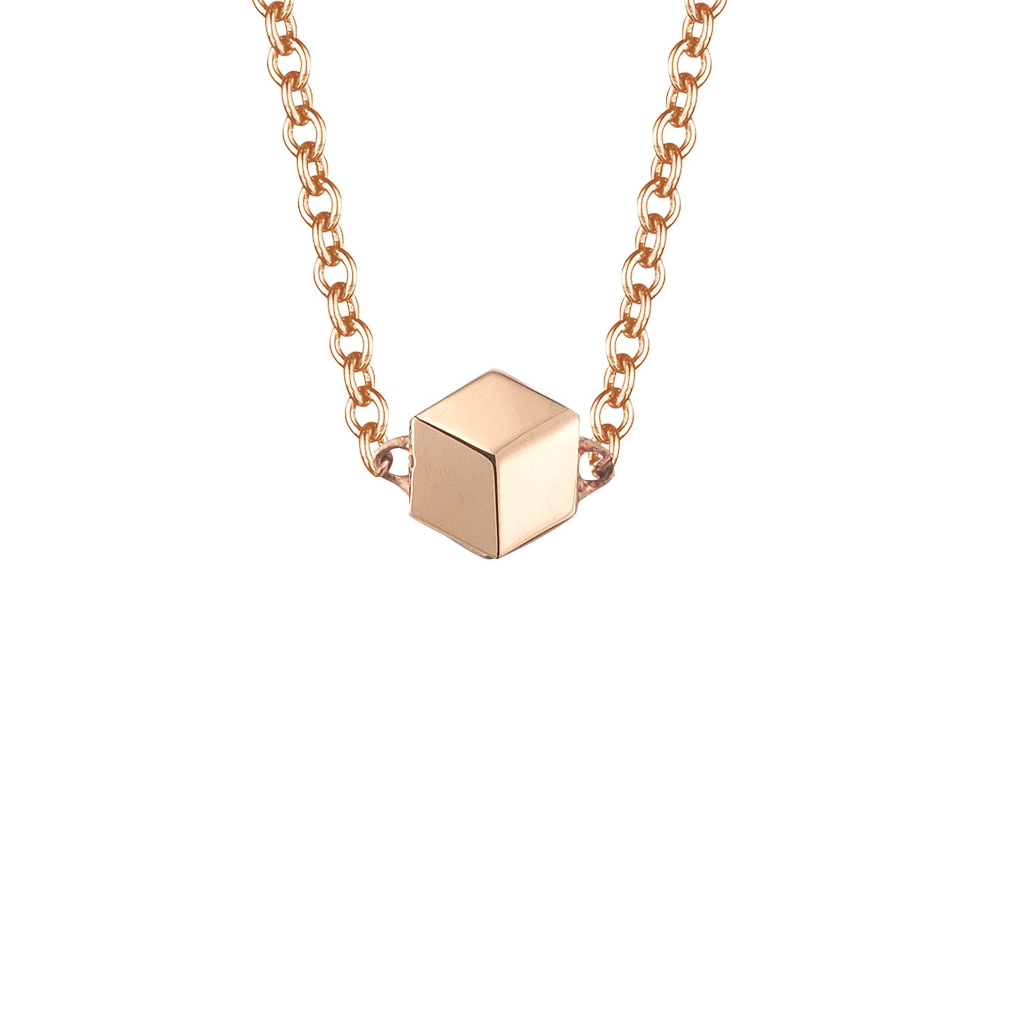 High polish 18kt rose gold Brillante® pendant necklace.

Incredibly detailed despite its size, the Natalie pendant is impressive even at a distance. This delicate 18kt rose gold necklace can be adjusted to different lengths, lending to its