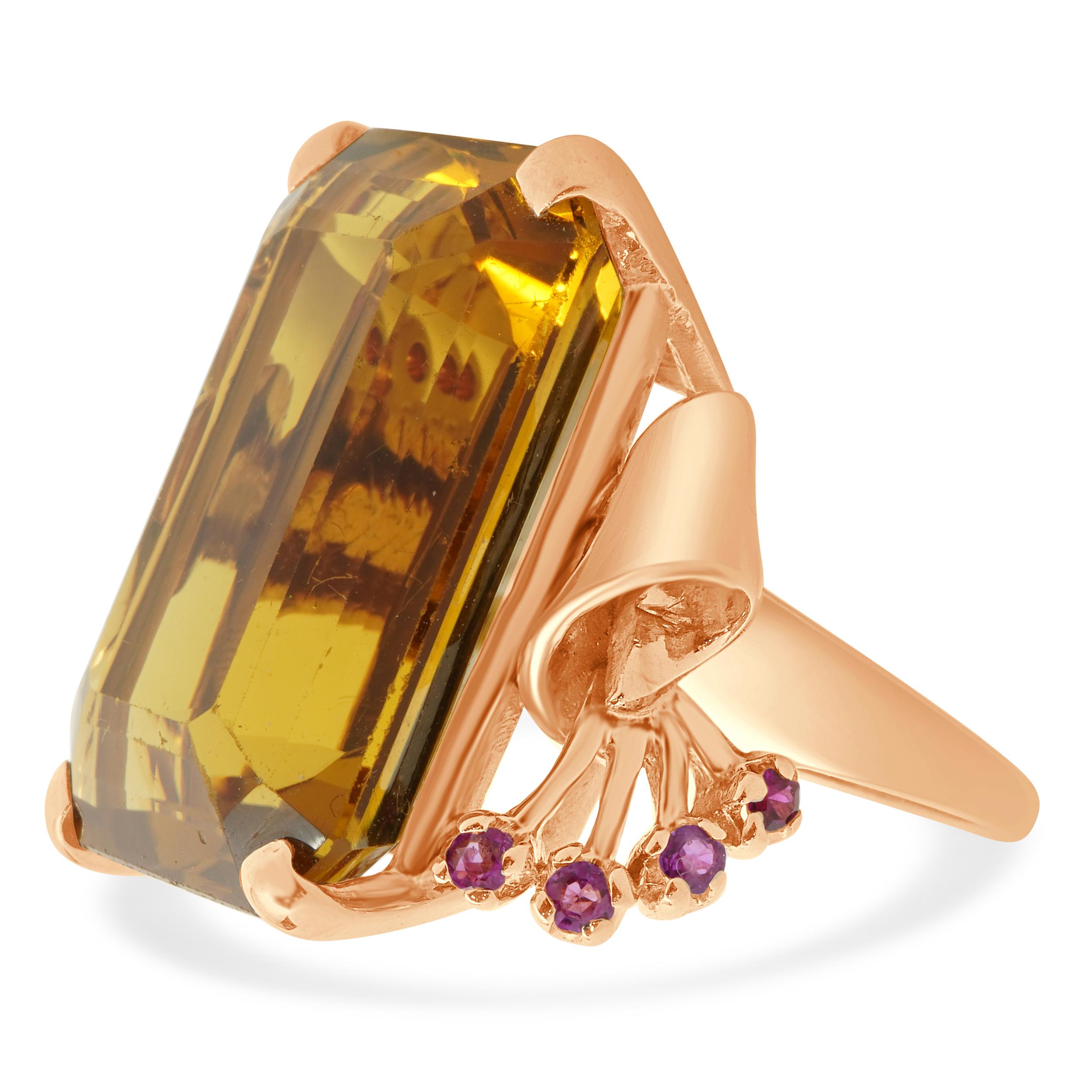 Material: 18K rose gold
Citrine: 1 emerald cut = 35.32ct
Ruby: 8 round cut
Ring Size: 7 (please allow up to 2 additional business days for sizing requests)
Dimensions: ring top measures 25mm
Weight: 18.11 grams
