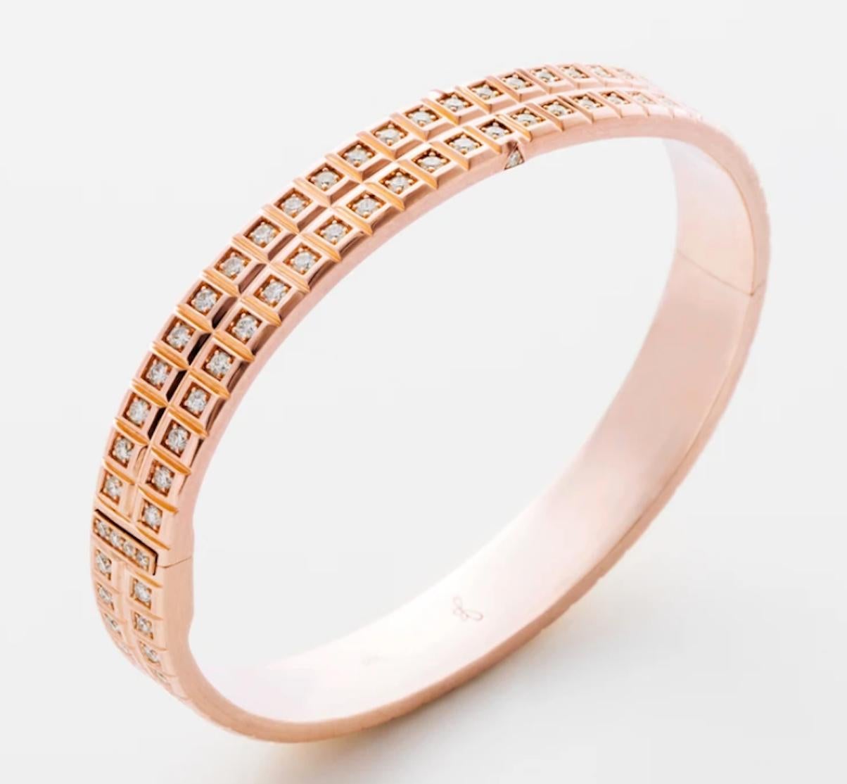 18 Karat Double Carousel Bracelet is set in solid 18k Rose Gold with two rows of white diamonds and finished with a seamless secure clasp closure.
18k Rose Gold, White Diamonds
From the James Banks Code Collection 
