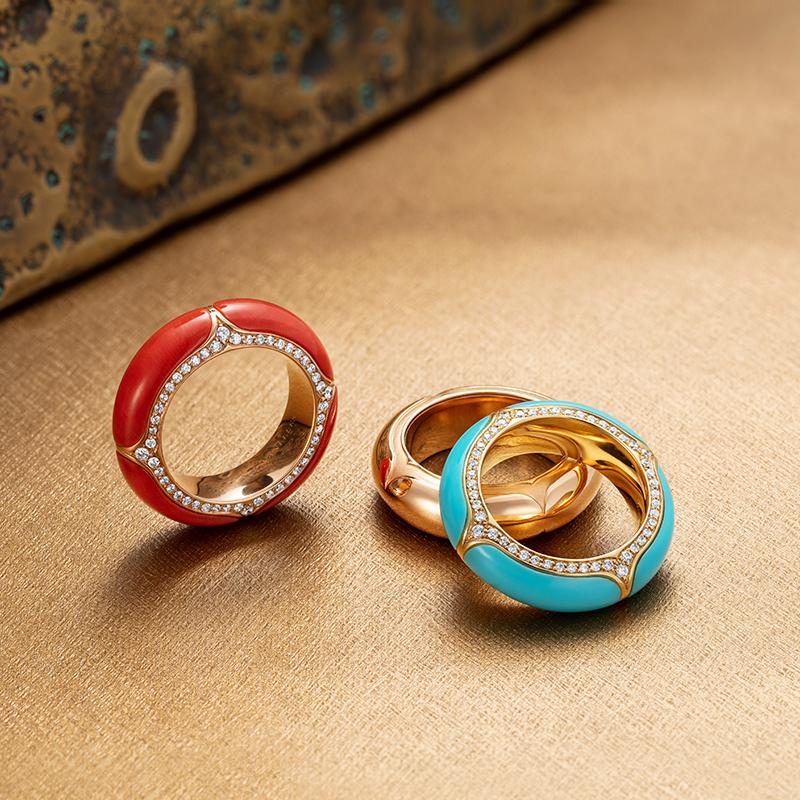 Round Cut 18 Karat Rose Gold, White Diamonds and Coral Ring For Sale