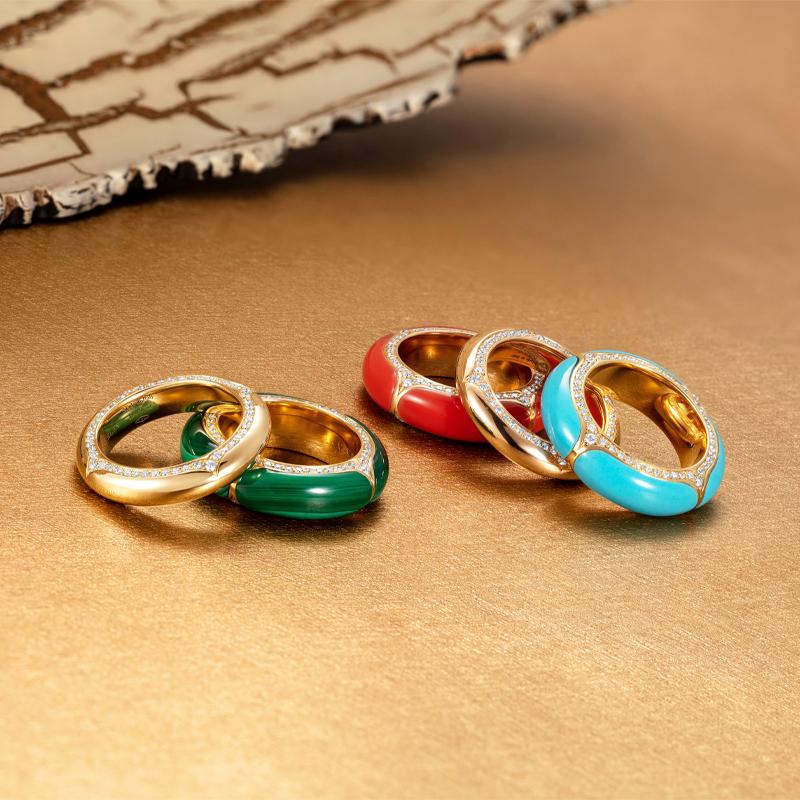 Bague en or rose 18 carats, diamants blancs et corail Neuf - En vente à Mayfair, London, GB