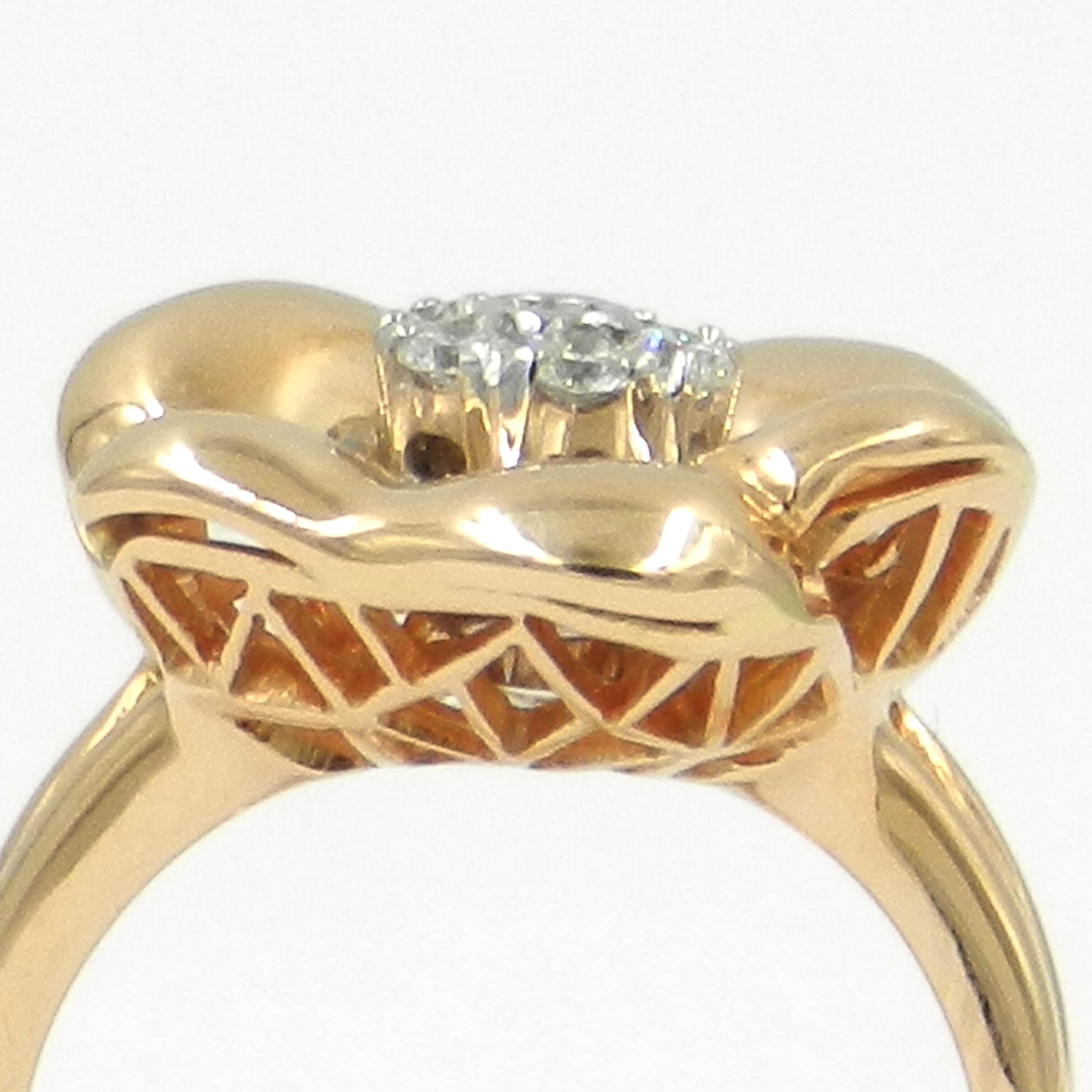 18 Karat Rose Gold White Diamonds Flower Garavelli Ring In Excellent Condition In Valenza, IT