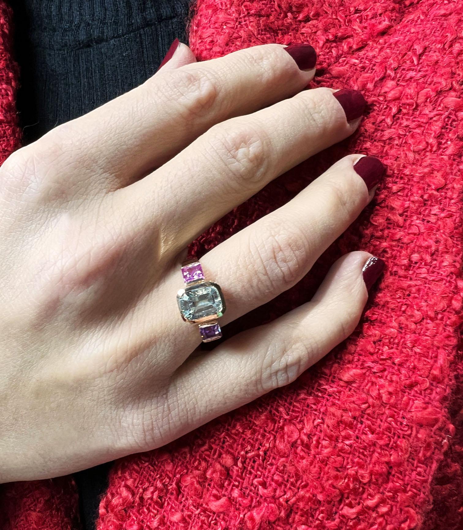 Moderne Bague en or rose 18 carats avec aigue-marine, tourmaline rose et diamant blanc en vente