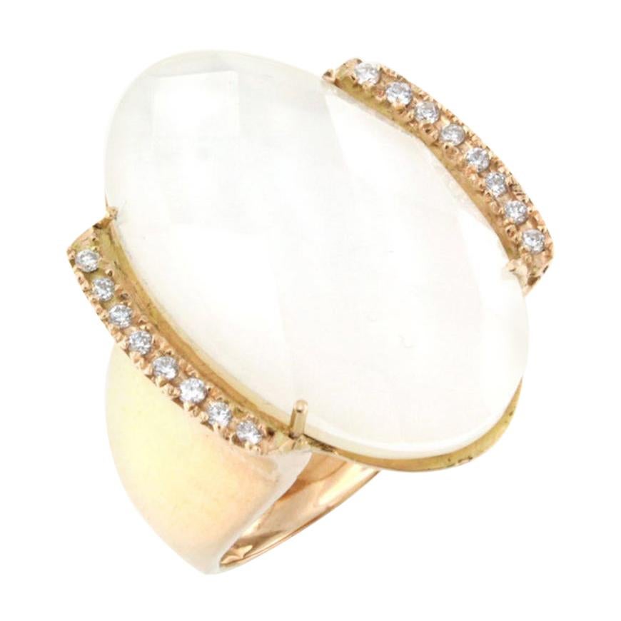 18 Karat Rose Gold with Mother of Pearl/Quartz and White Diamond Modern Ring For Sale