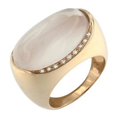 Anello da cocktail moderno in oro rosa 18 carati con quarzo rosa e diamante bianco