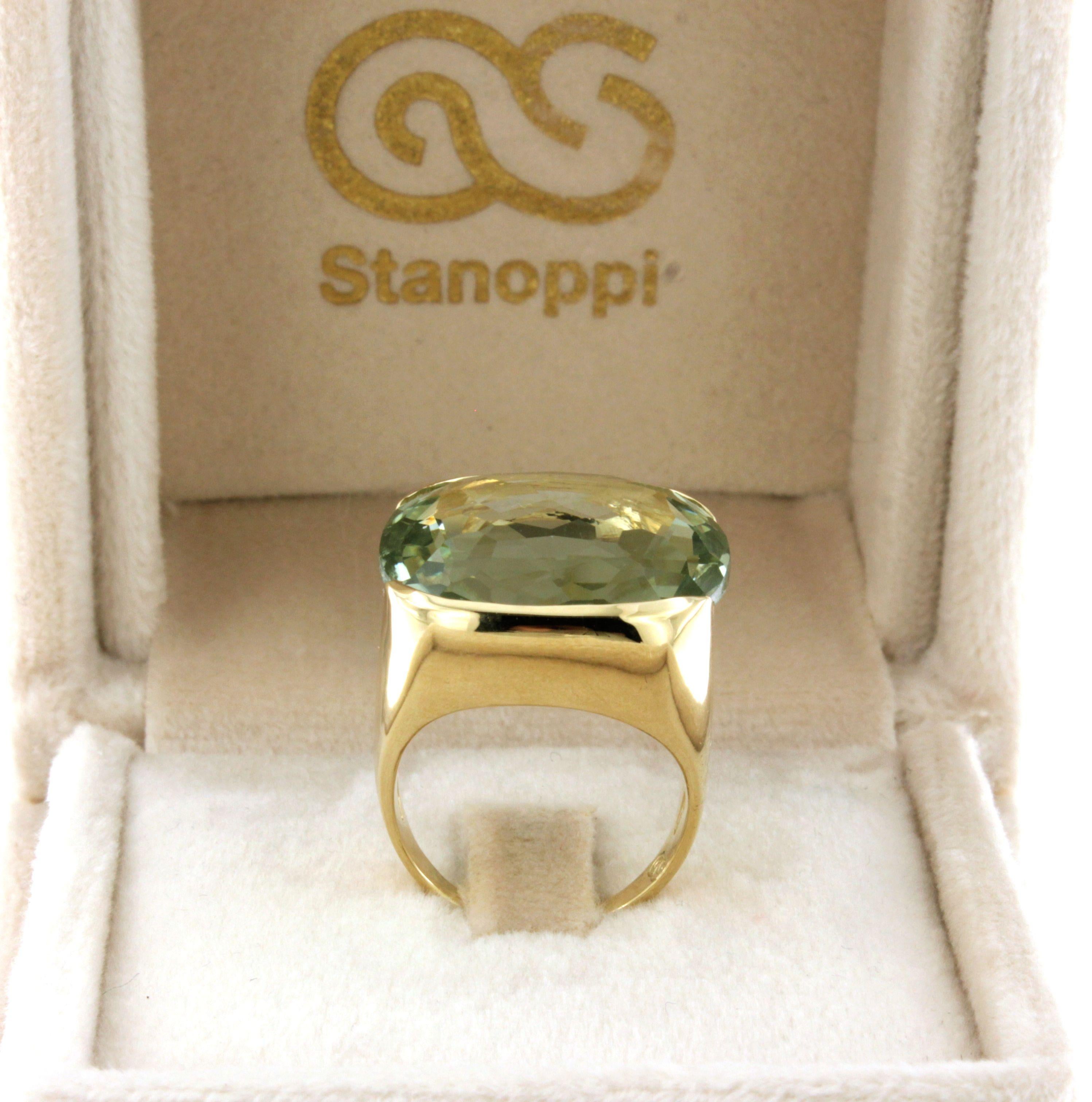 Anillo de cóctel moderno Trandy de oro rosa de 18 quilates con amatista verde prasiolita en venta 1
