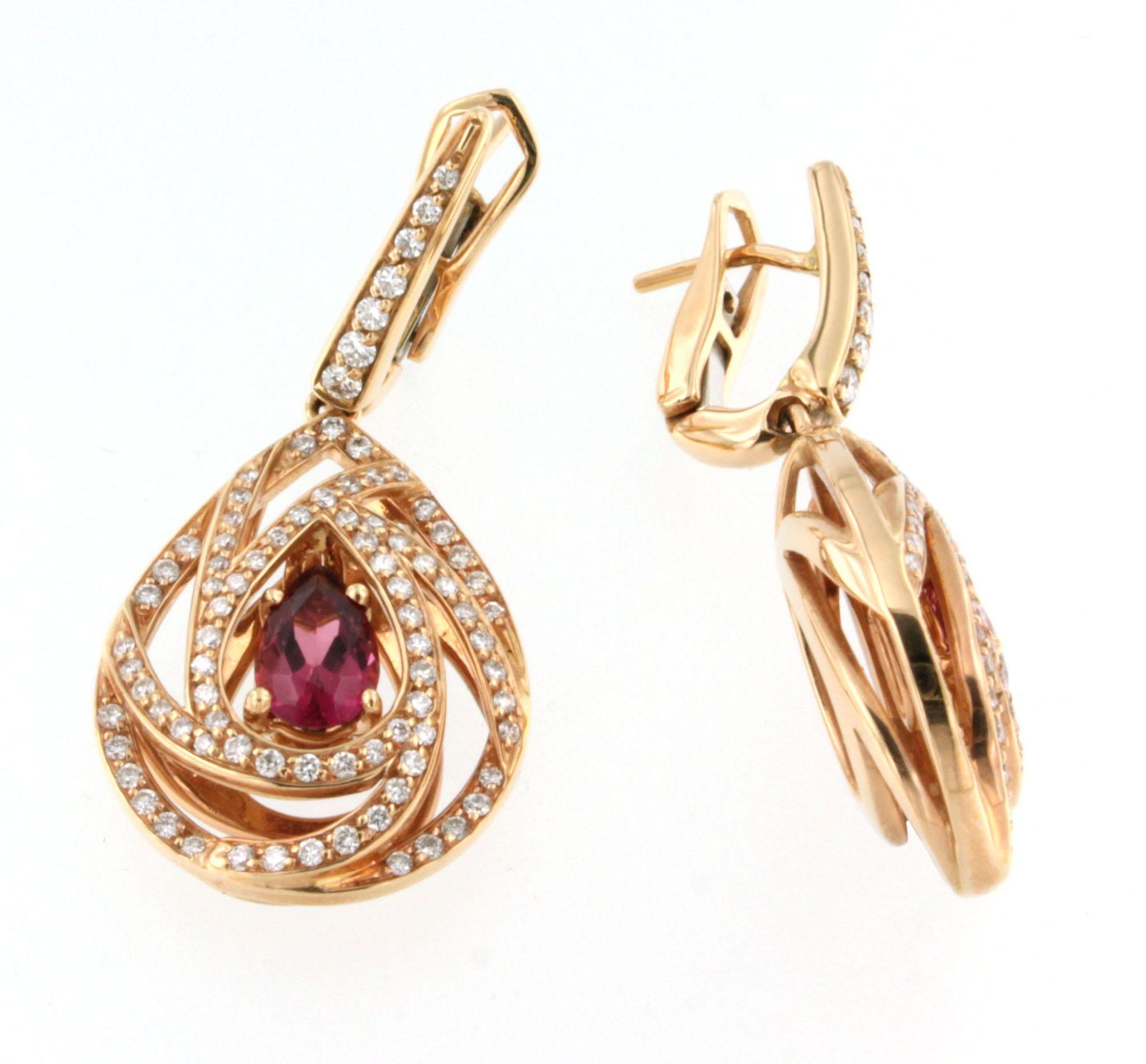 Earrings in 18kt rose gold with Pink Tourmaline (drop cut, ct 1.87) and white Diamonds G/VS ct 1.14