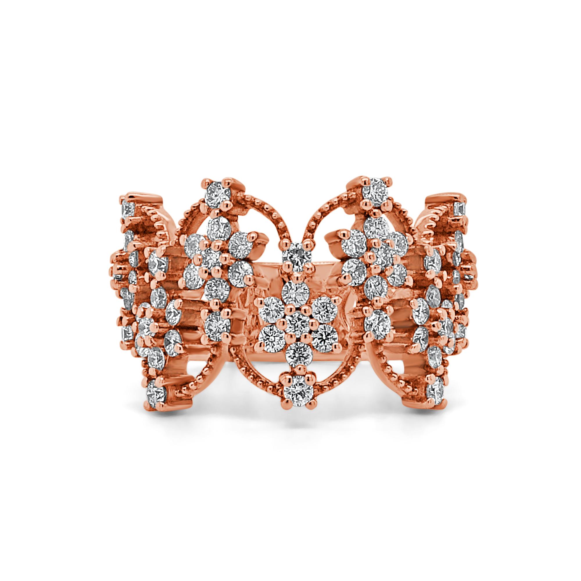 A contemporary and timeless engagement ring style showcasing a 0.97 carat round diamonds. An exceptional ring in quality and design. Its a modern style, very refined , sophisticated and trendy ring!!
