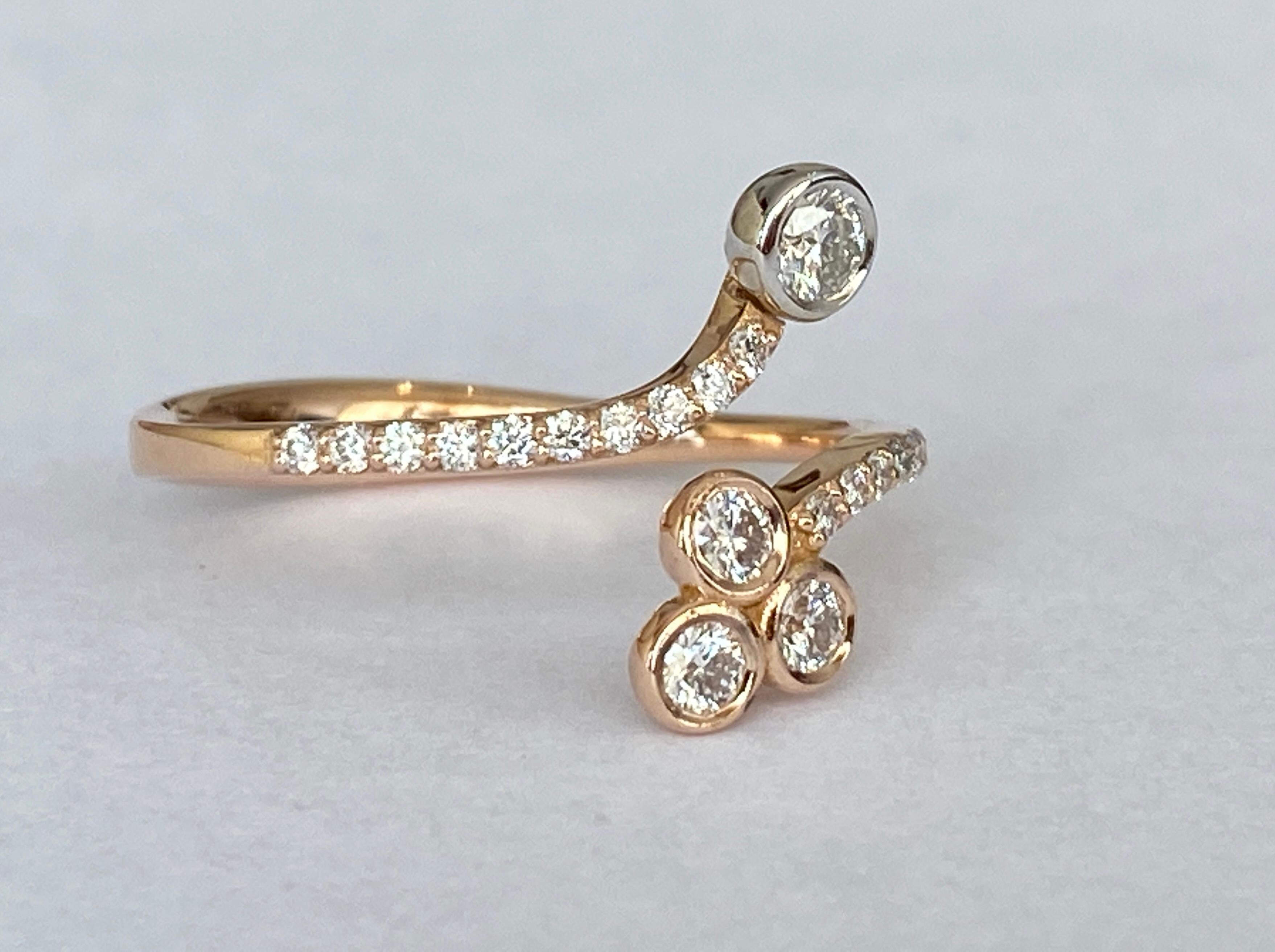 Brilliant Cut 18 Karat Roze gold Diamond Ring For Sale