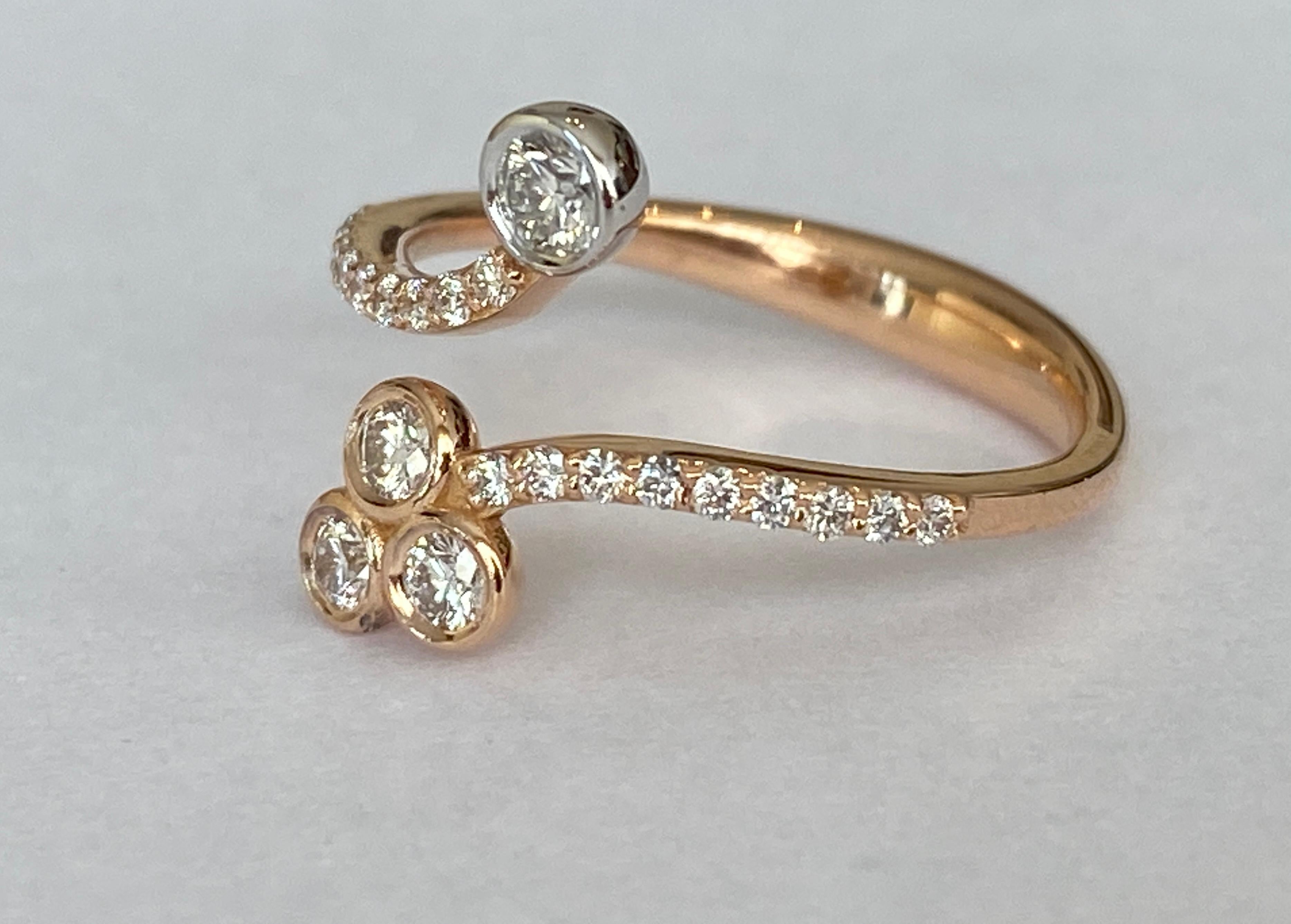 18 Karat Roze gold Diamond Ring For Sale 1