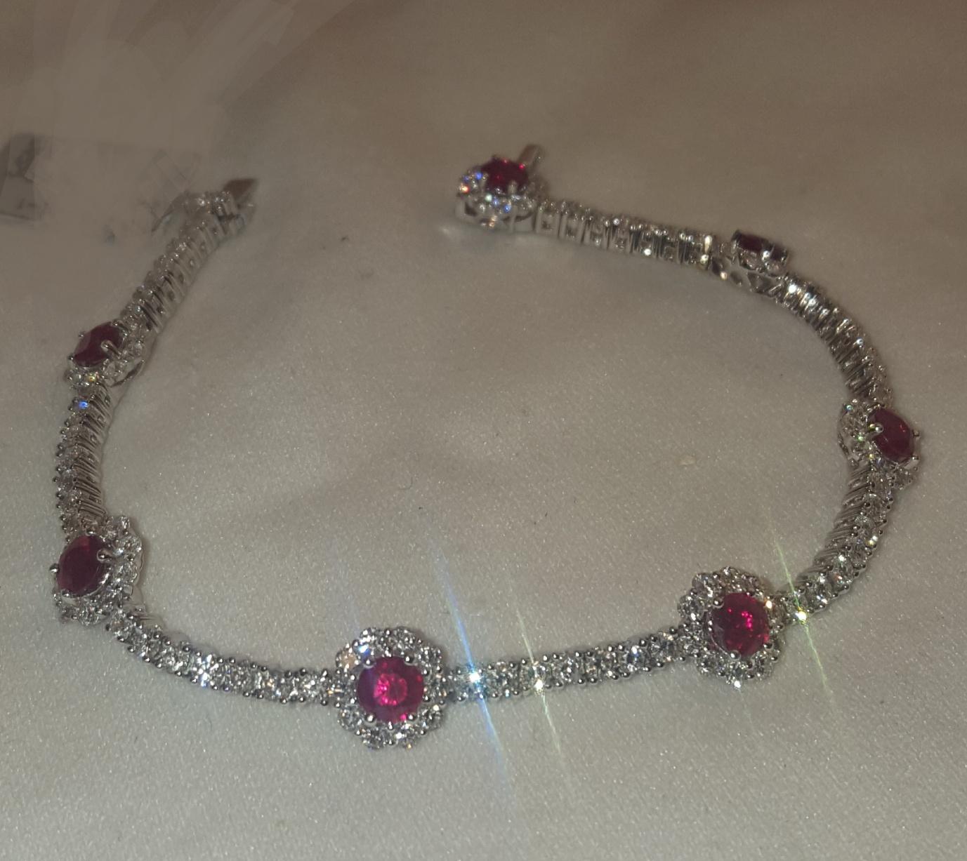Contemporary 18 Karat Ruby and Diamond Inline Bracelet For Sale
