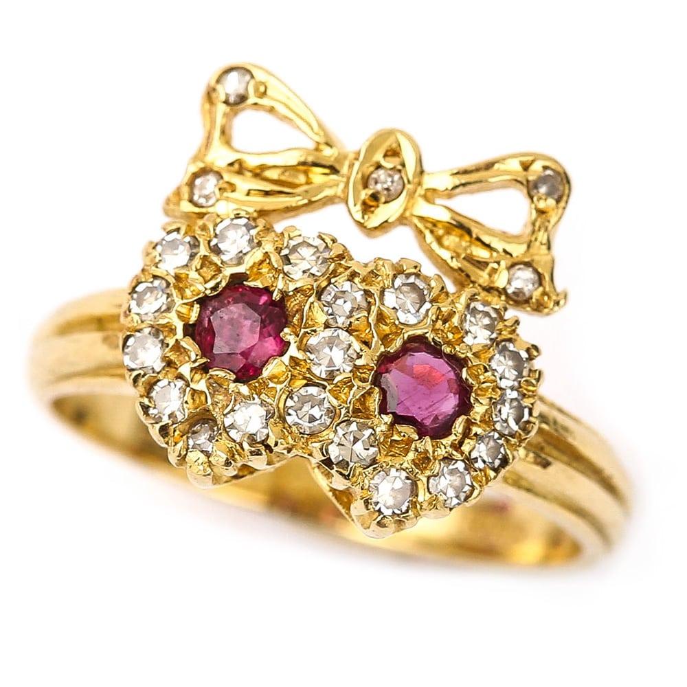 18 Karat Ruby and Diamond Sweetheart Ring 2