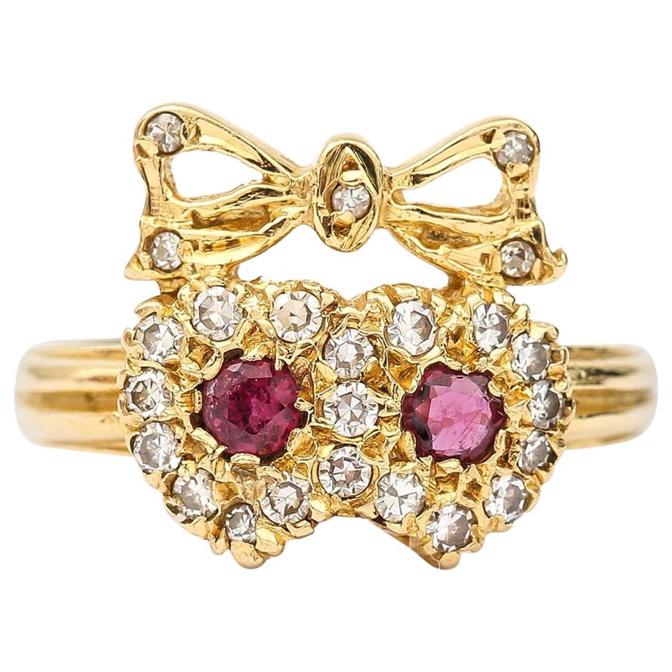 18 Karat Ruby and Diamond Sweetheart Ring