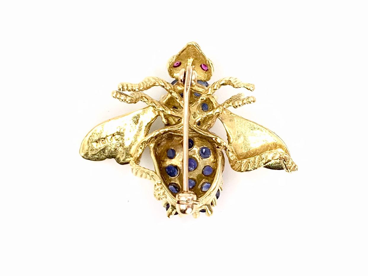 Hammerman Brothers 18 Karat Sapphire, Diamond and Ruby Bee Brooch In Good Condition For Sale In Pikesville, MD