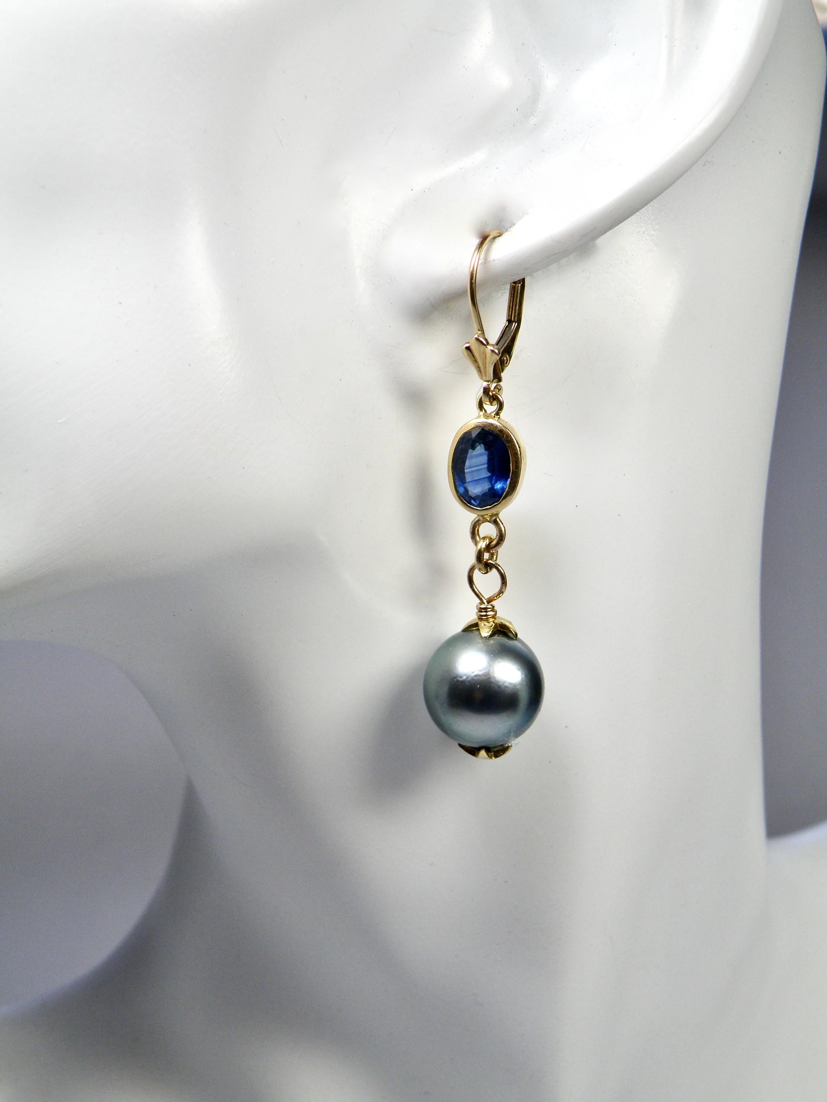 18 Karat Sapphire and Pearl Earrings with Star Bottom