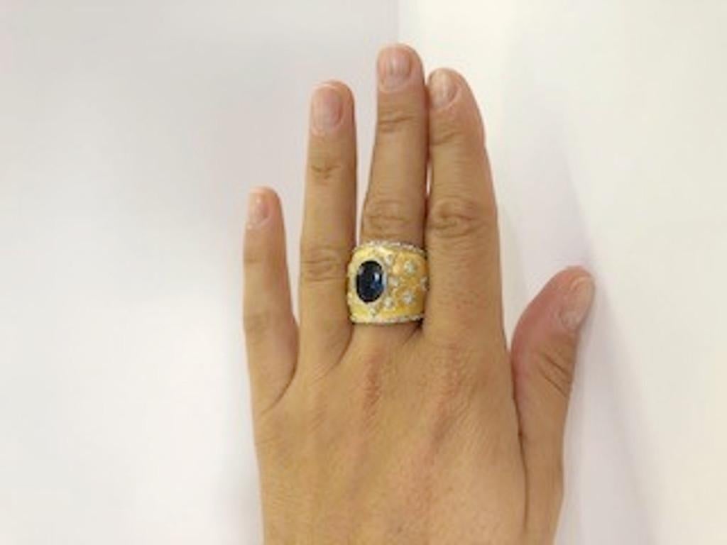 18 Karat Satin Yellow Gold Diamond and Sapphire Ring 3