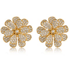 18 Karat Secret Garden Yellow Gold Earring With Vs-Gh Diamonds