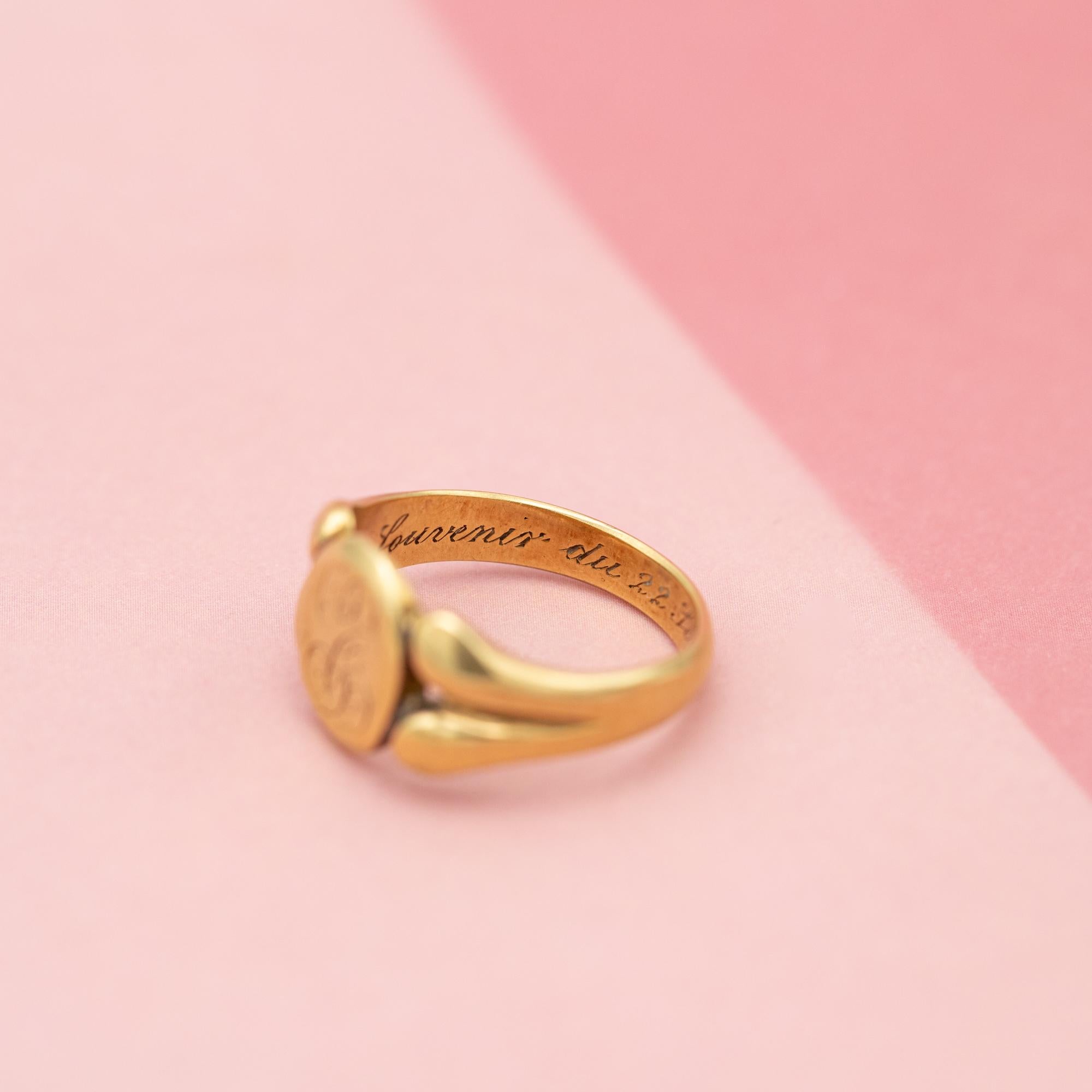 18 Karat signet ring - Intaglio ring - 18 K solid gold gentleman ring - patina 1