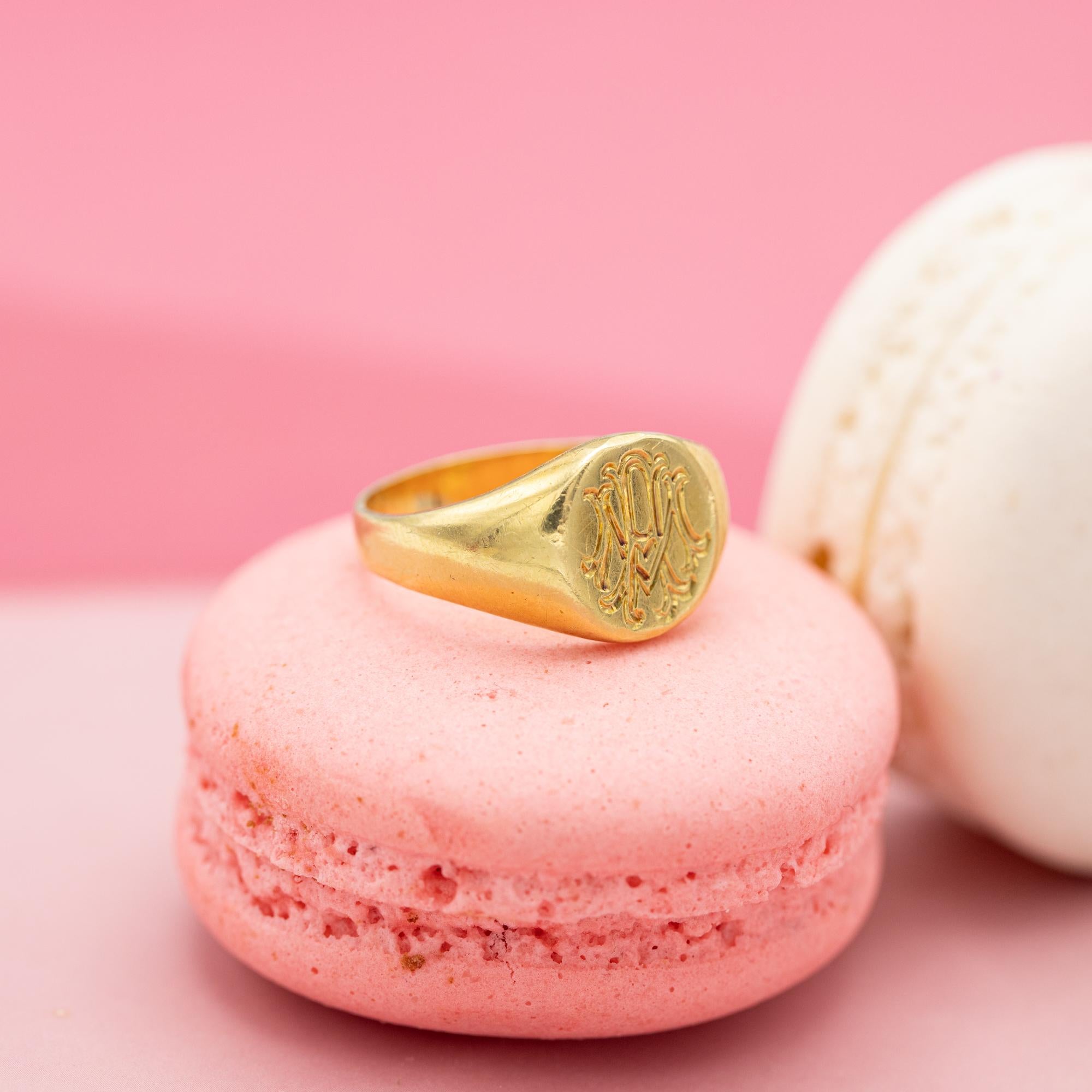 18 Karat signet ring - Intaglio ring - 18 K solid gold gentleman ring - patina 3
