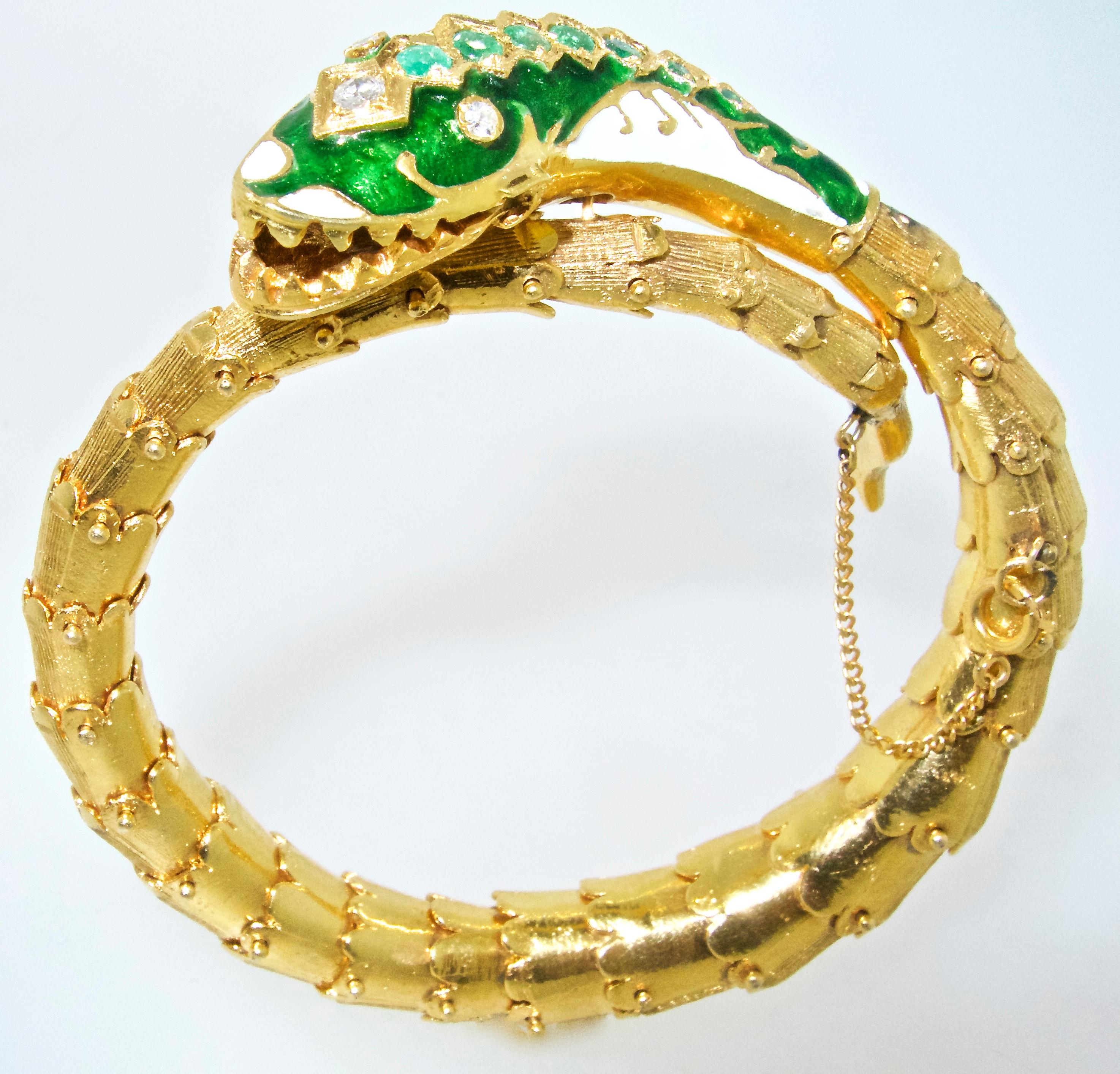 Contemporary 18 Karat Snake Bangle Bracelet