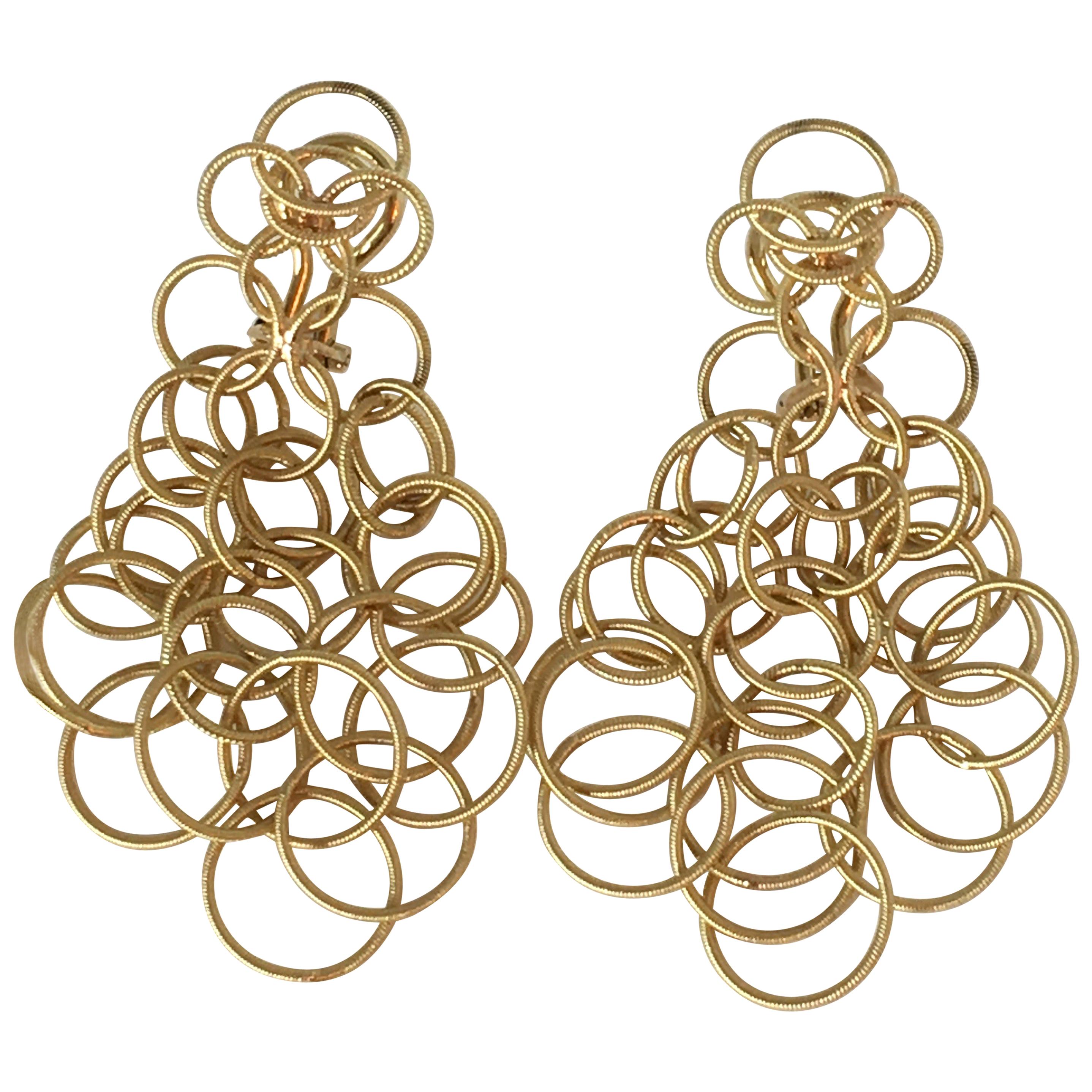 18 Karat Solid Gold Circle Earrings For Sale
