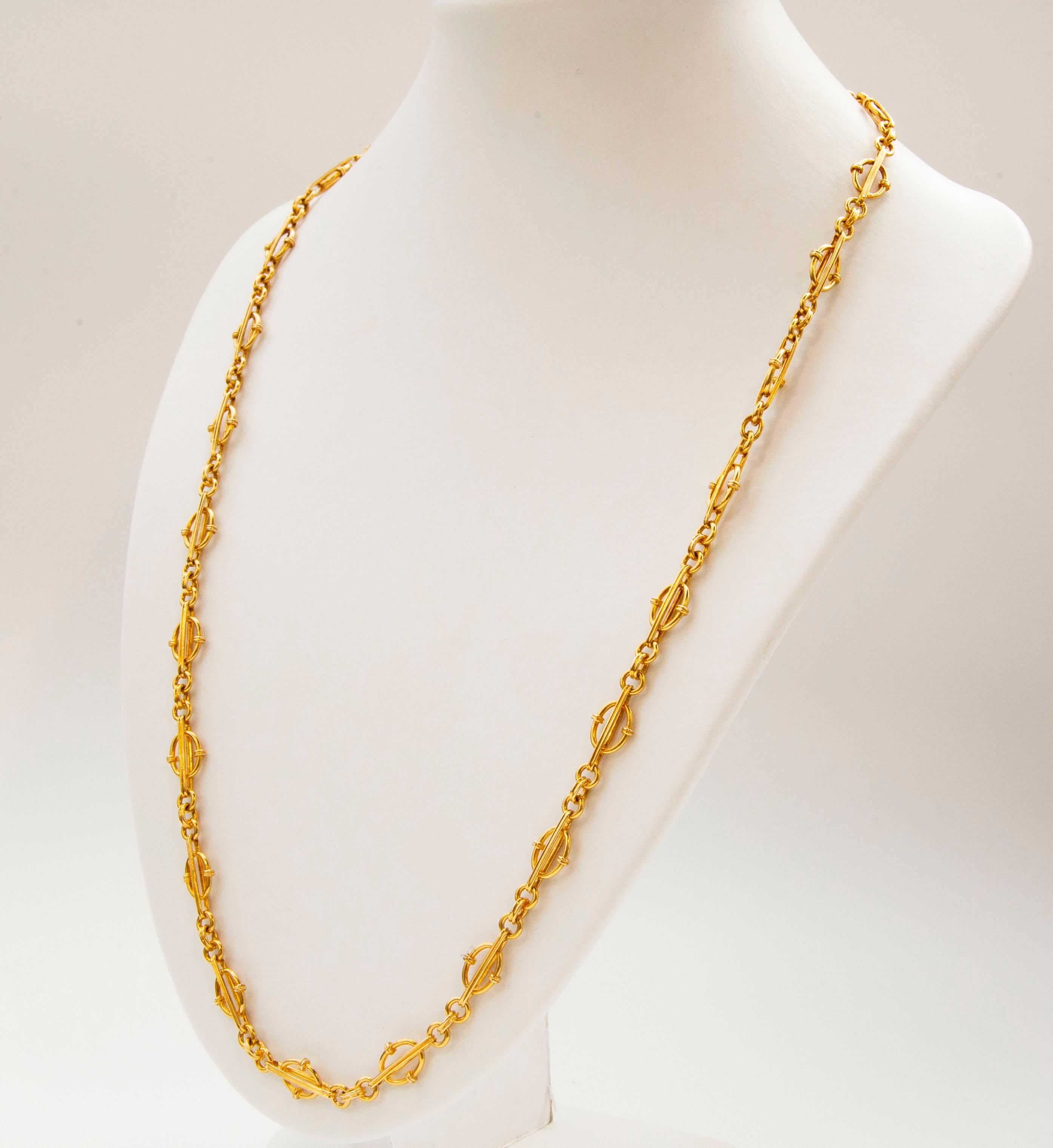 18 Karat Solid Gold Fantasy Link Chain Necklace In Good Condition For Sale In Arnhem, NL