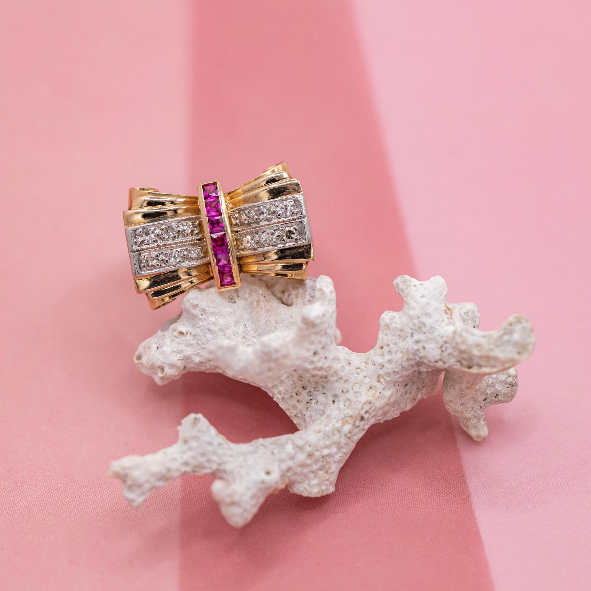 18 Karat Solid Gold Tank Ring - Ruby & Natural Di… - image 12