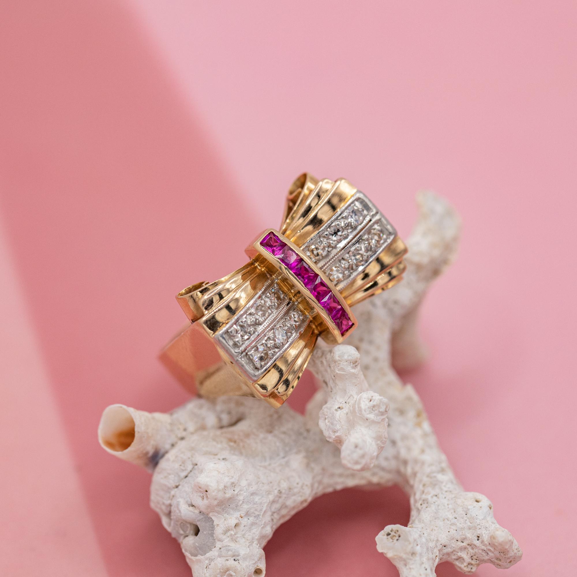 18 Karat Solid Gold Tank Ring - Ruby & Natural Di… - image 15