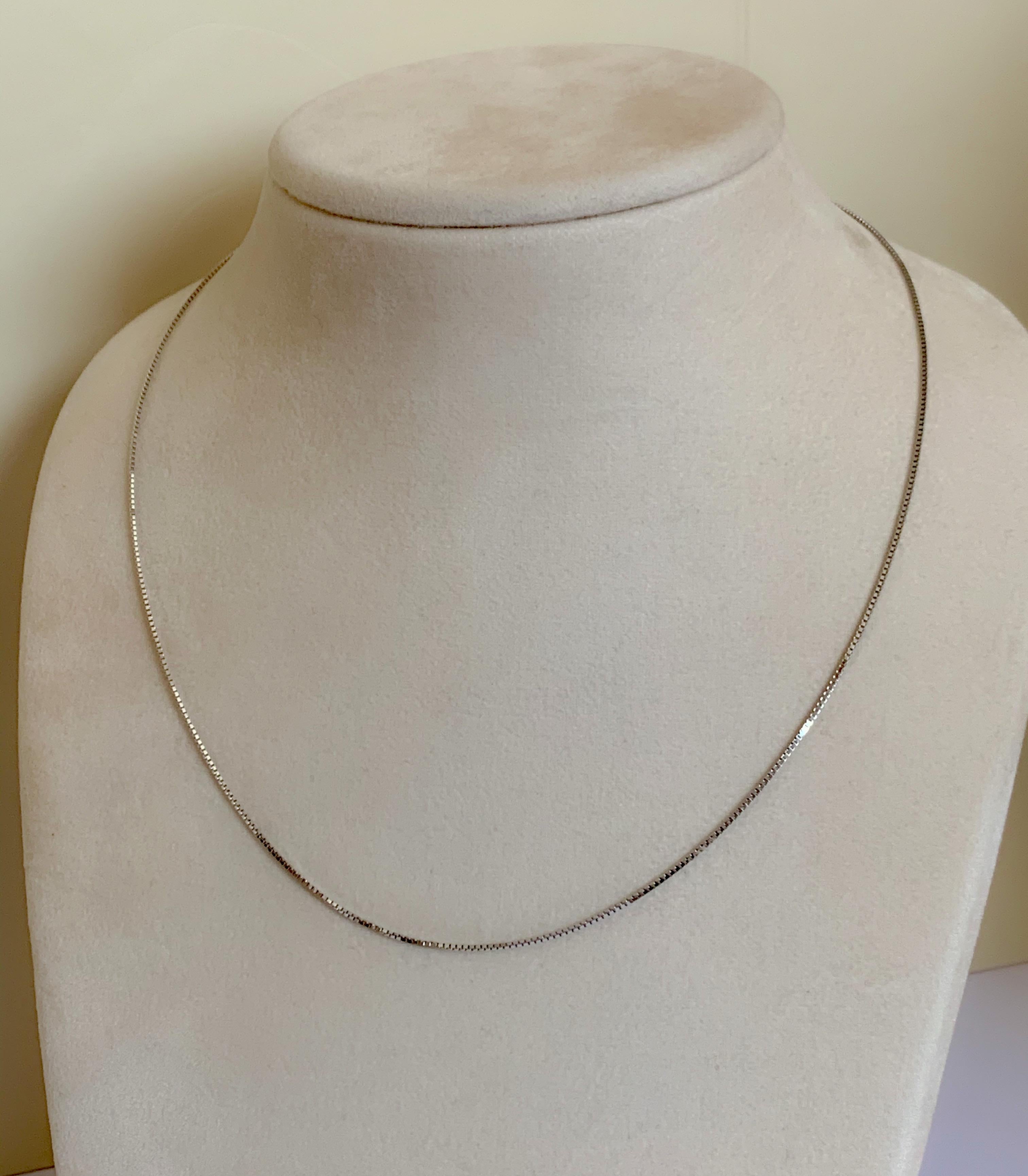 Contemporary 18 Karat Solid White Gold Venice Box Chain Necklace For Sale