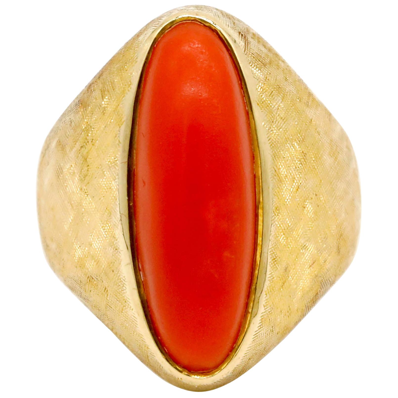 18 Karat Solid Yellow Gold Cabochon Red Coral Estate Ring Vintage Style

Gold Purity: 18 Kt
Gold Type: Yellow Gold
Gold Weight: 10 gms
Red Coral Wt: - Carat
Size: US 7 and Resizable.
Item Style: Yellow Gold Estate Ring

Keywords: Ring, Solitaire