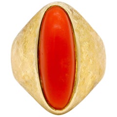 18 Karat Solid Yellow Gold Cabochon Red Coral Estate Ring Vintage Style