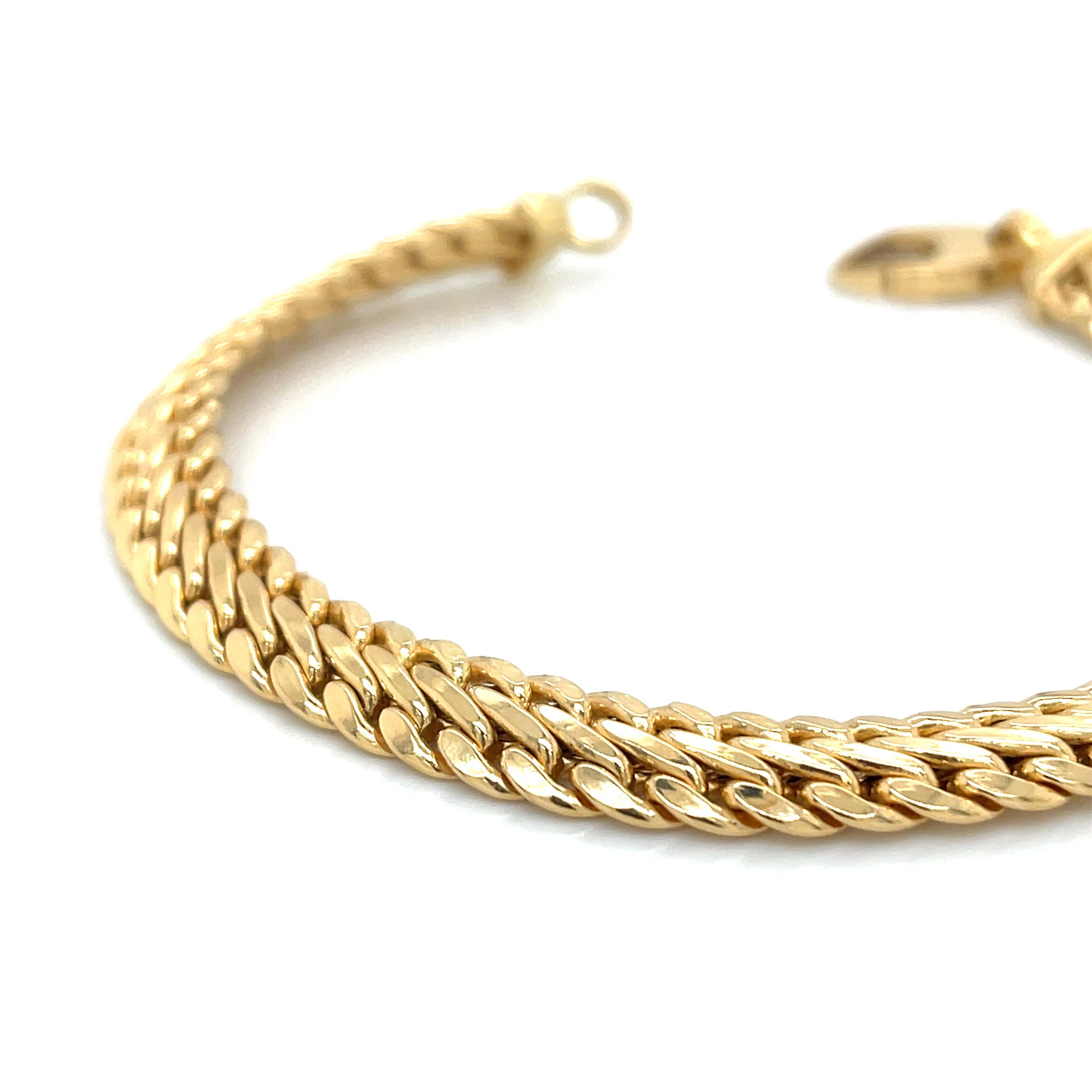 Bracelet à double chaîne en or jaune 18K Neuf - En vente à Ridgefield, CT