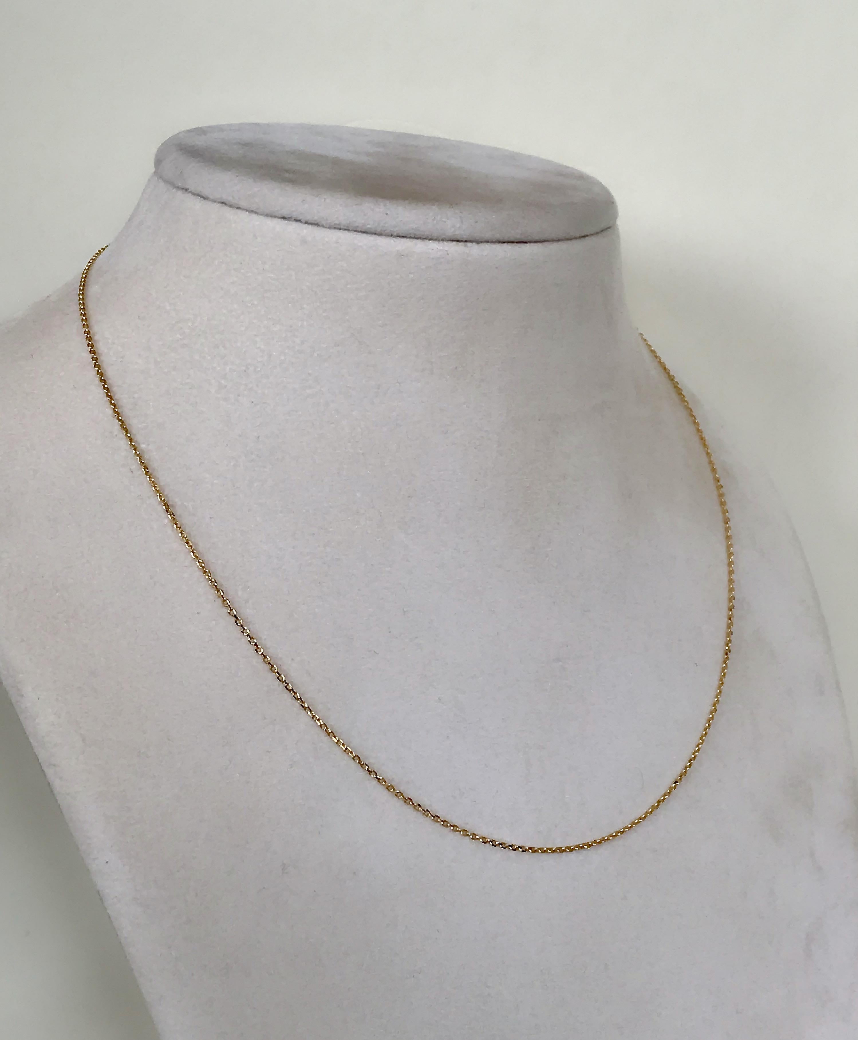 18 Karat Solid Yellow Gold Fine Link Chain Necklace 43cm In New Condition For Sale In London, GB