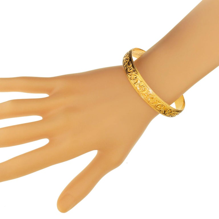 18 Karat Solid Yellow Gold Victorian Style Engraved Heavy Bangle Bracelet For Sale at 1stdibs