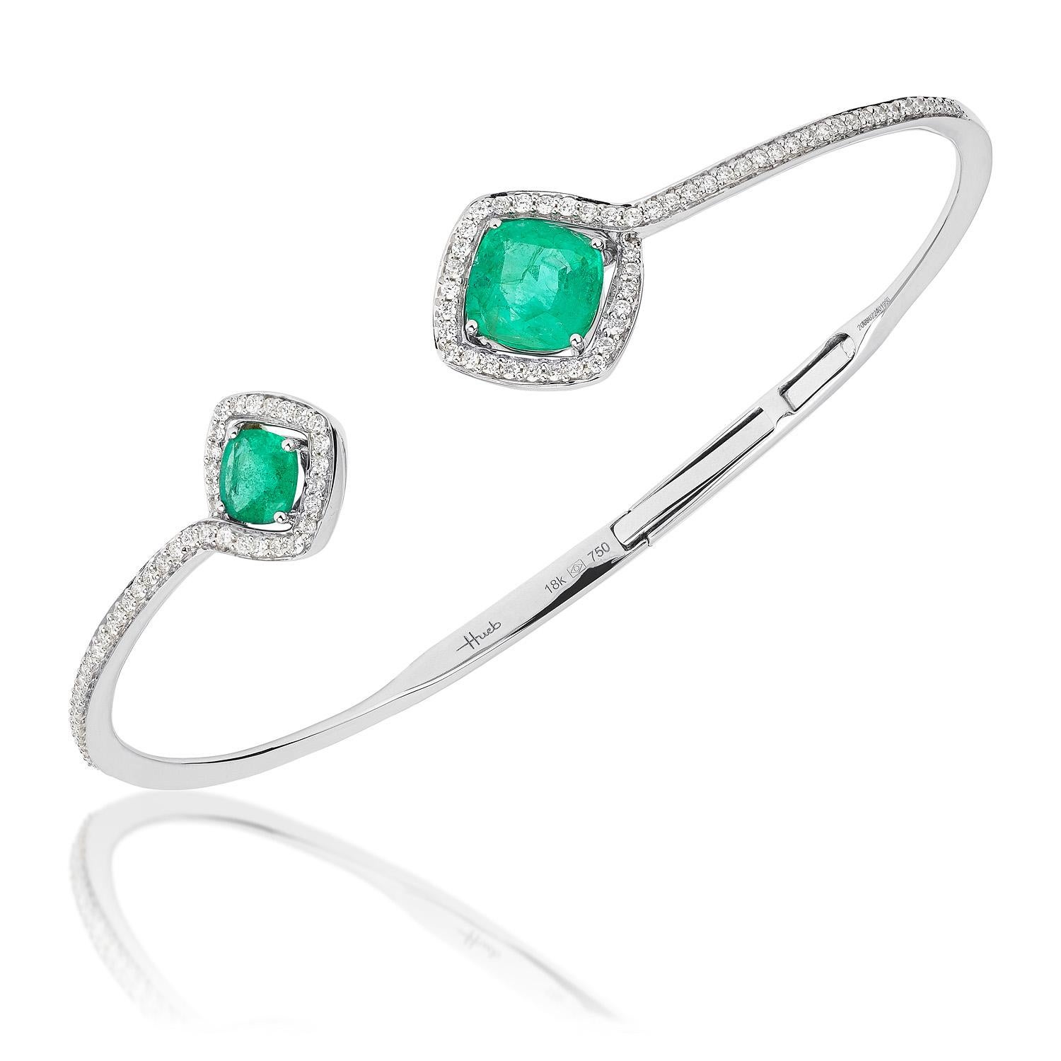 Contemporary 18 Karat Spectrum White Gold Bracelet/Bangle with Vs-Gh Diamonds and Green For Sale