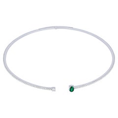 18 Karat Spectrum White Gold Necklace with Vs Gh Diamonds and Green Emerald