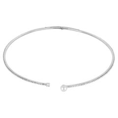 18 Karat Spectrum White Gold Necklace with Vs-Gh Diamonds and White Pearl