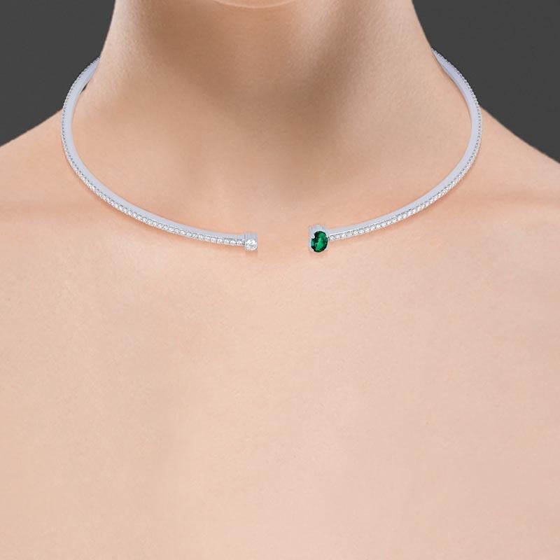 Women's 18 Karat Spectrum White Gold Necklace with Vs-Gh Diamonds For Sale