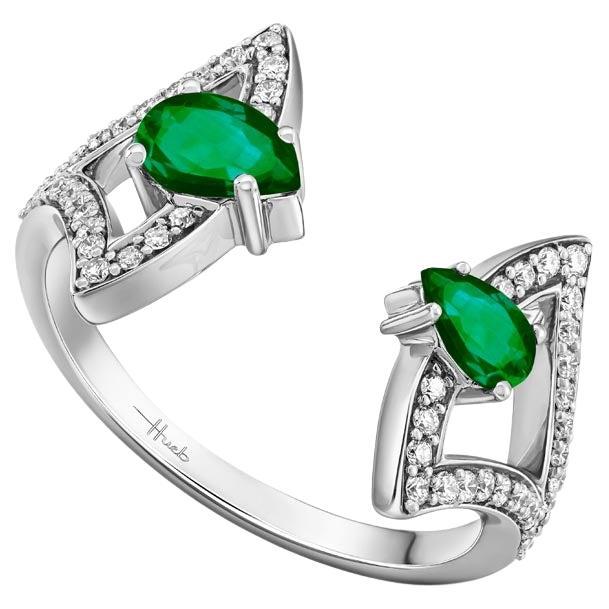For Sale:  18 Karat Spectrum White Gold Ring with Vs-Gh Diamonds and Green Emerald