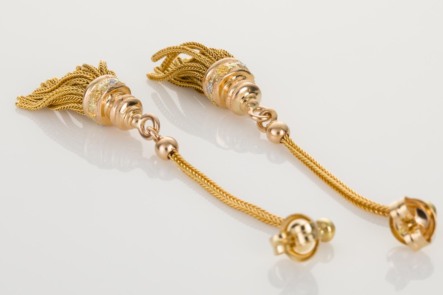 Victorian 18 Karat Three-Tone Gold Tassel Drop Earrings