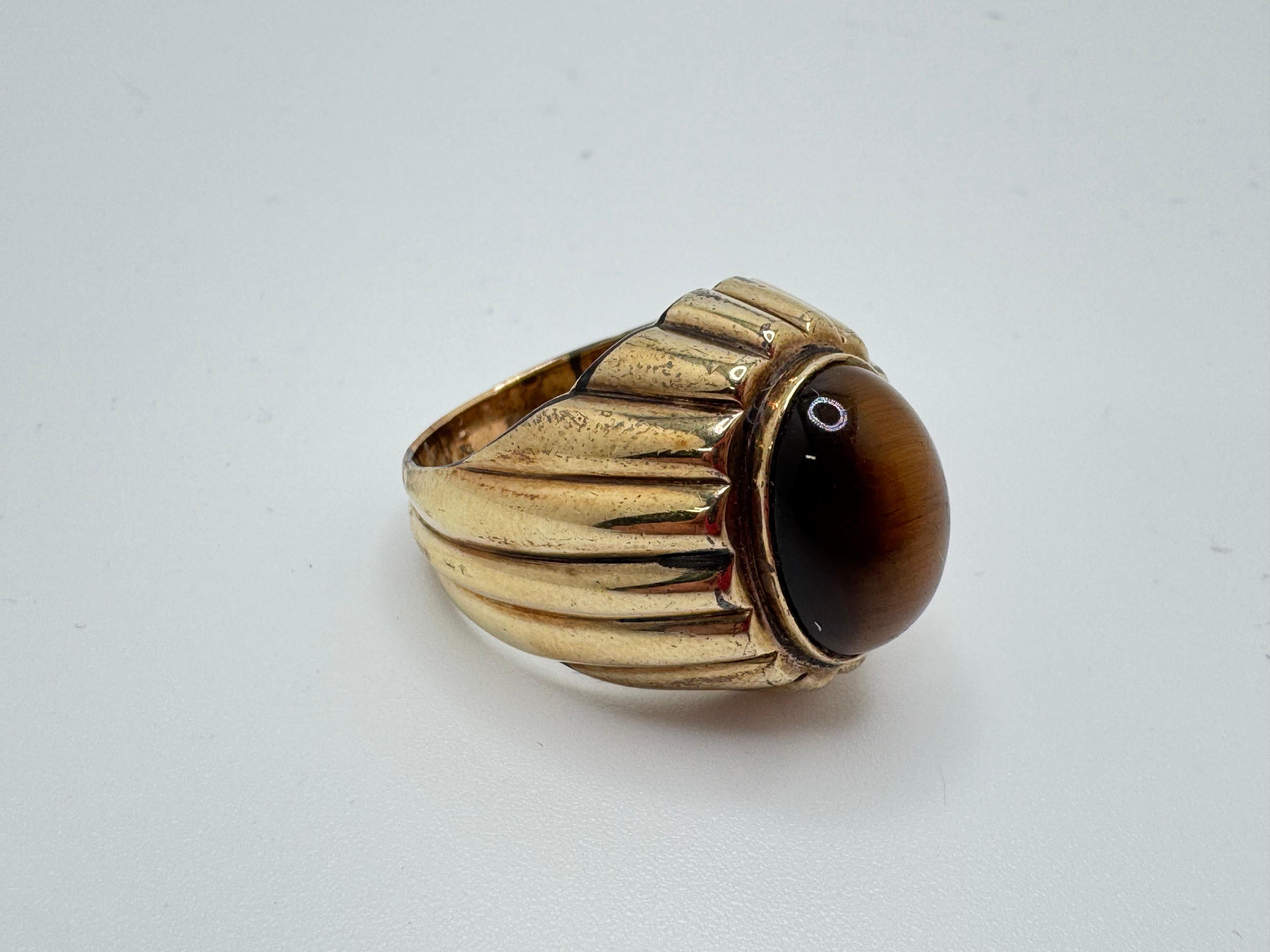 Bague oeil de tigre 18 carats en vente 1