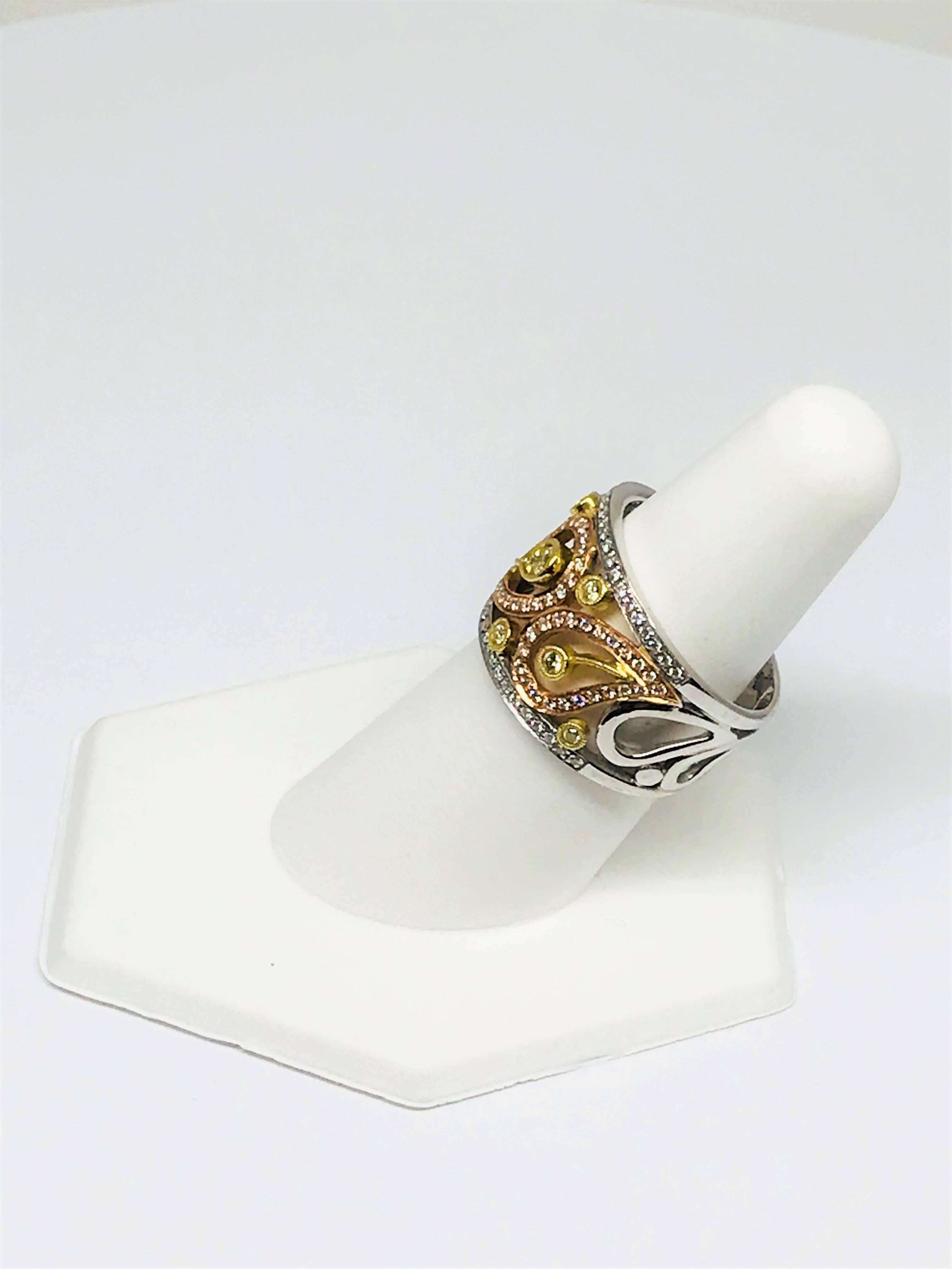 18 Karat Tri Color Gold Diamond Ring Simon G For Sale 1