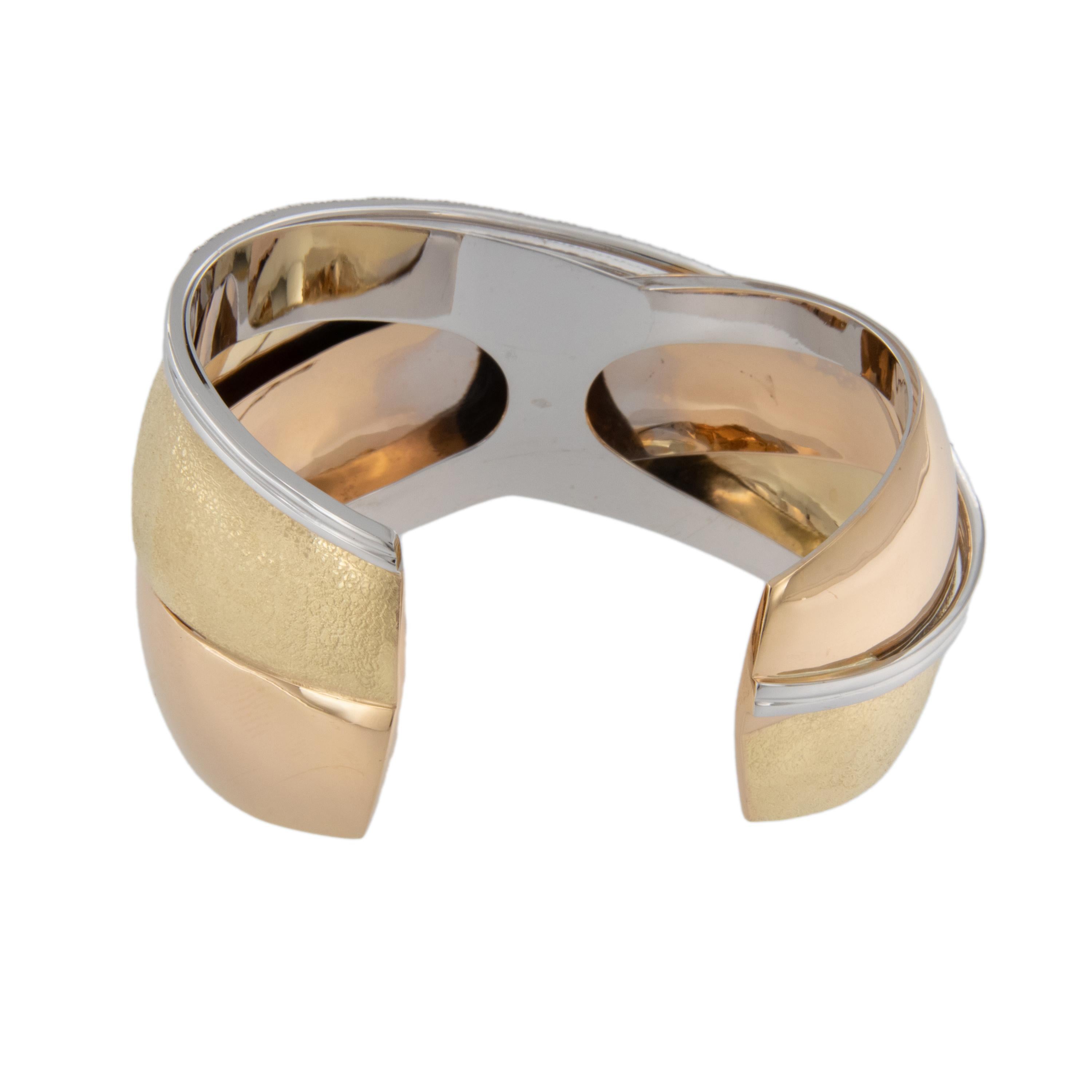  Bracelet croisé en or tricolore 18 carats et diamants 1,04 carat, fabriqué en Italie Pour femmes 
