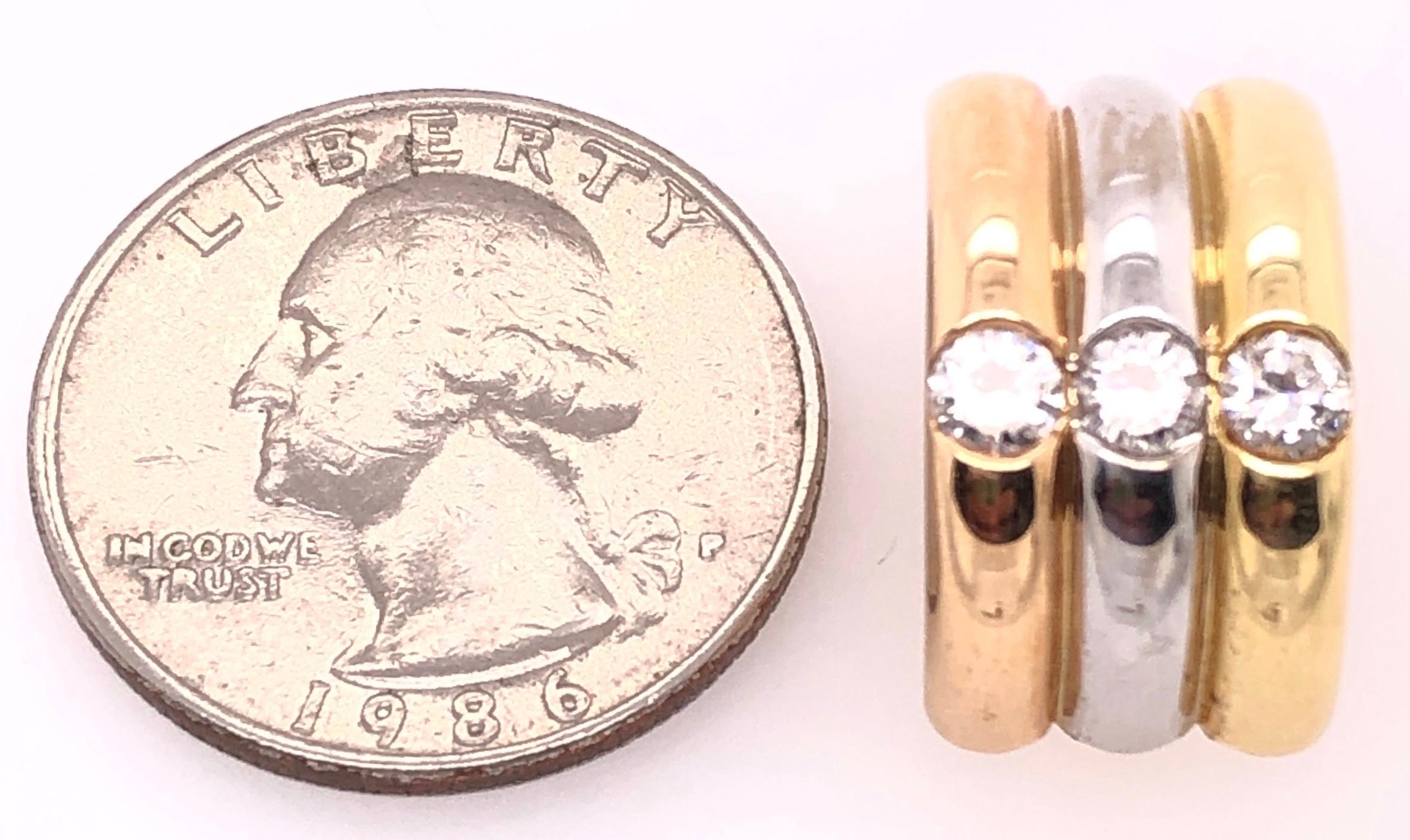 Orecchini 18 Karat Tri-Tone French Back con diamanti rotondi 1,50 TDW In condizioni buone in vendita a Manhasset, NY