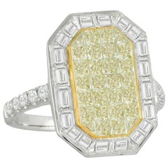 18 Karat Two-Tone Gold Cocktail Fashion Ring with Baguette and Yellow Diamonds