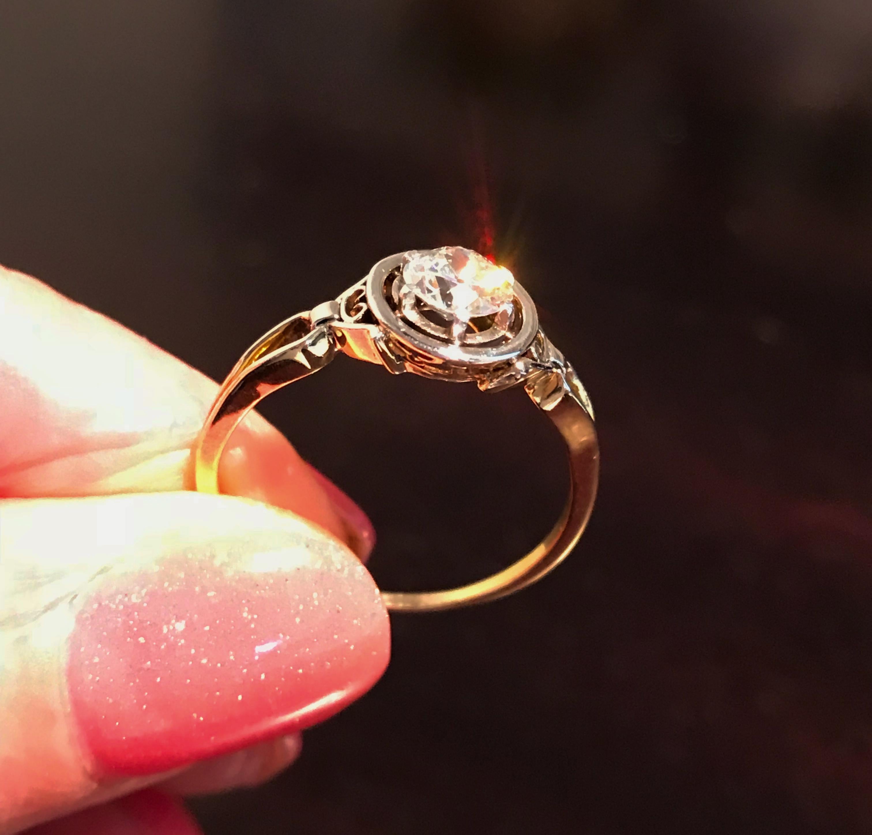 18 Karat Two Tone Gold Vintage Diamond Solitaire Engagement Ring 2