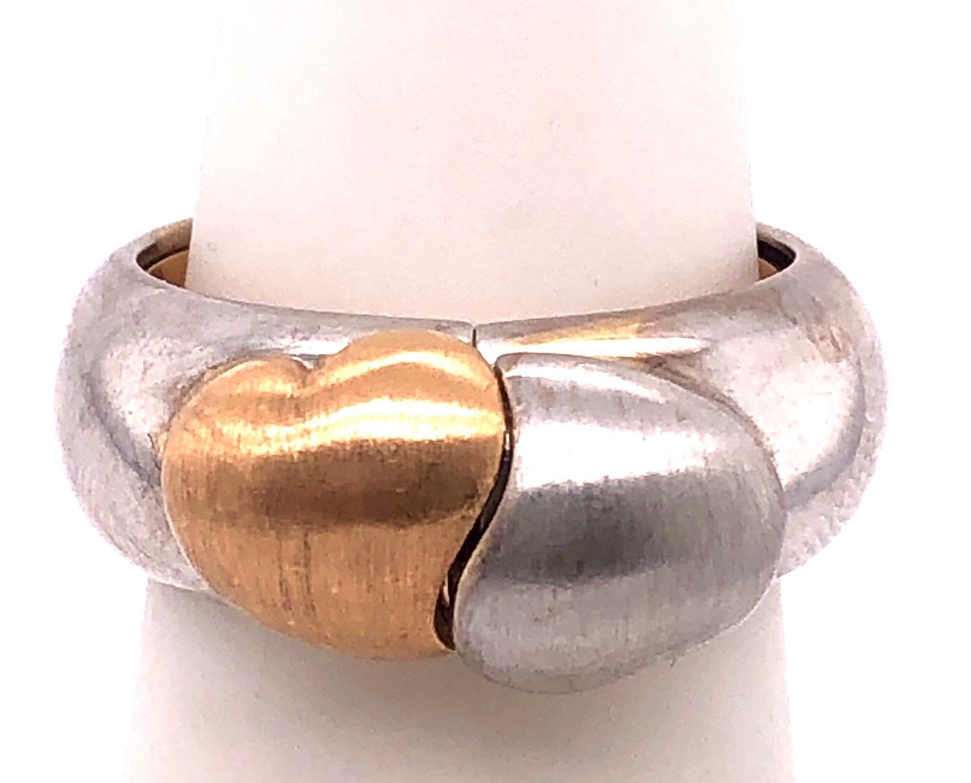 18 Karat Two-Tone Matte Gold Heart Fashion Ring For Sale 5