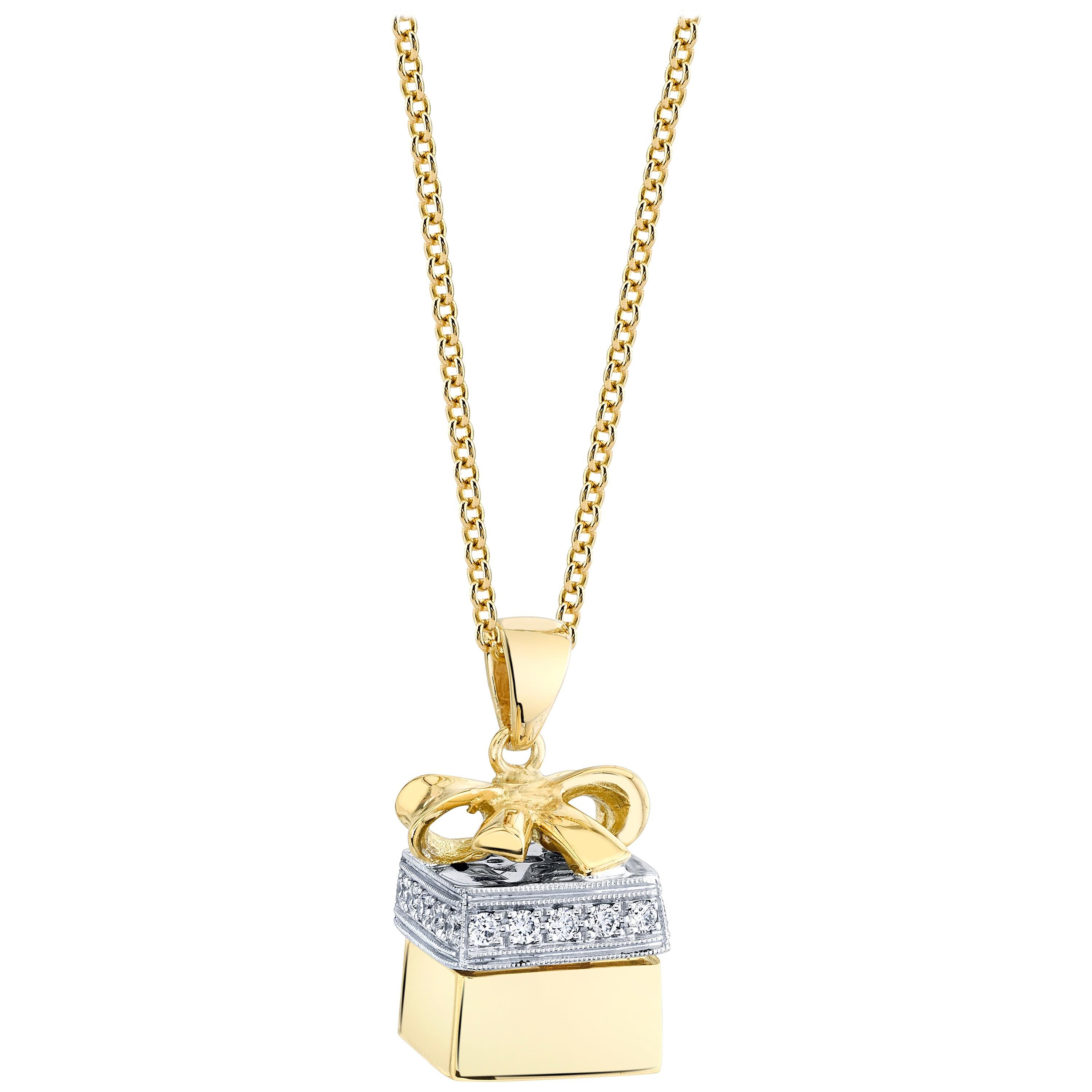 Artisan Collier pendentif cœur en améthyste non sertie, en or bicolore 18 carats et diamants « Gift Box » en vente