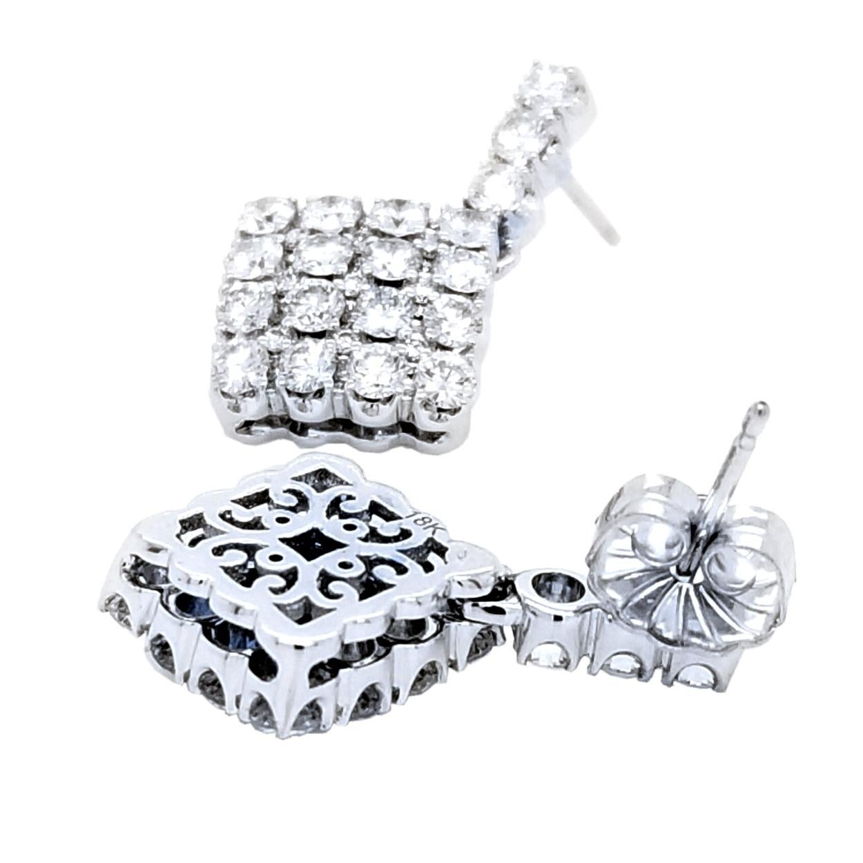 Contemporain Boucles d'oreilles pendantes en or 18 carats avec diamants 1,67 carat sertis en pavé de U en vente