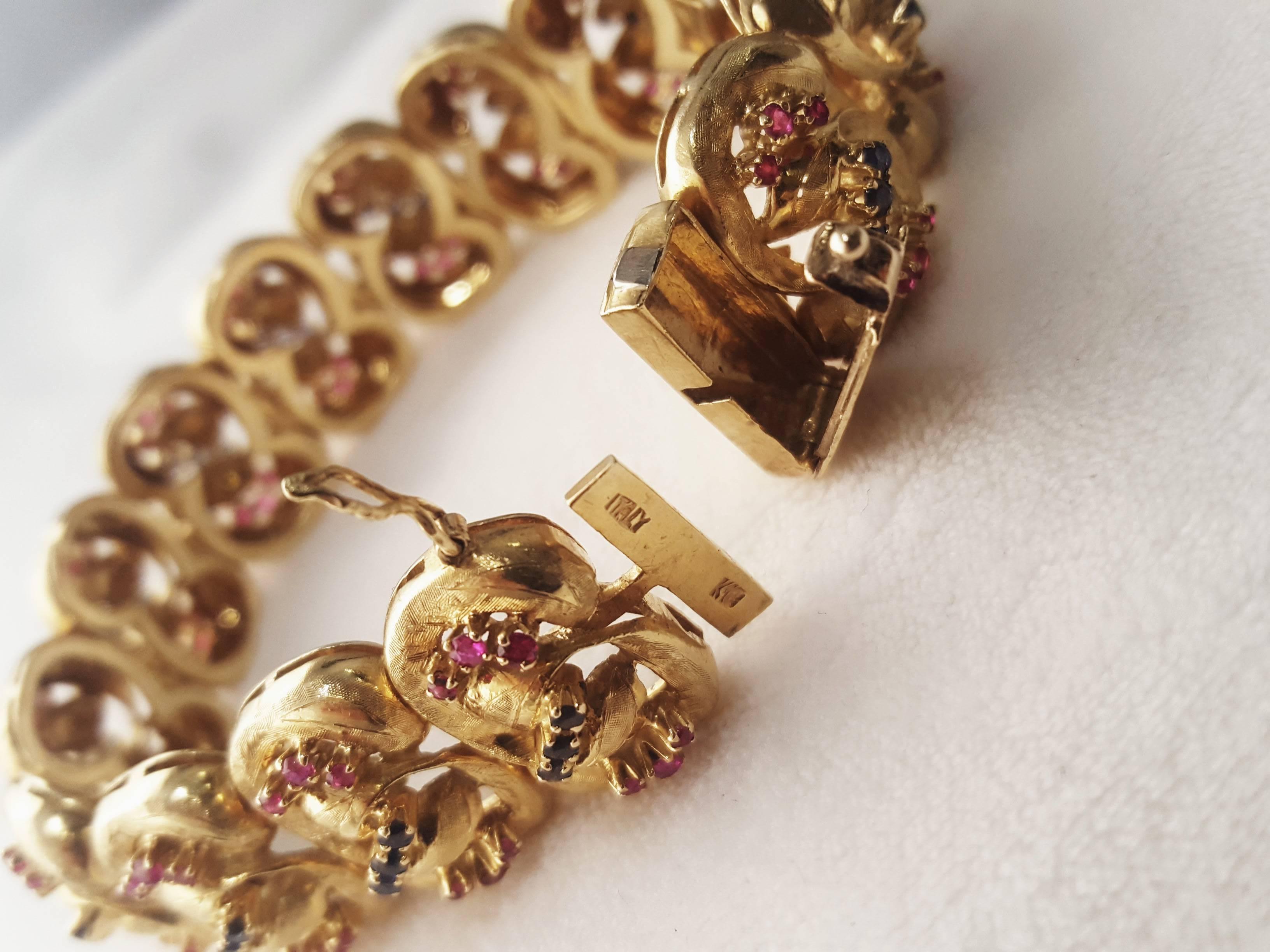 Women's 18 Karat Vintage 1980s Ruby and Sapphire Link Bracelet For Sale